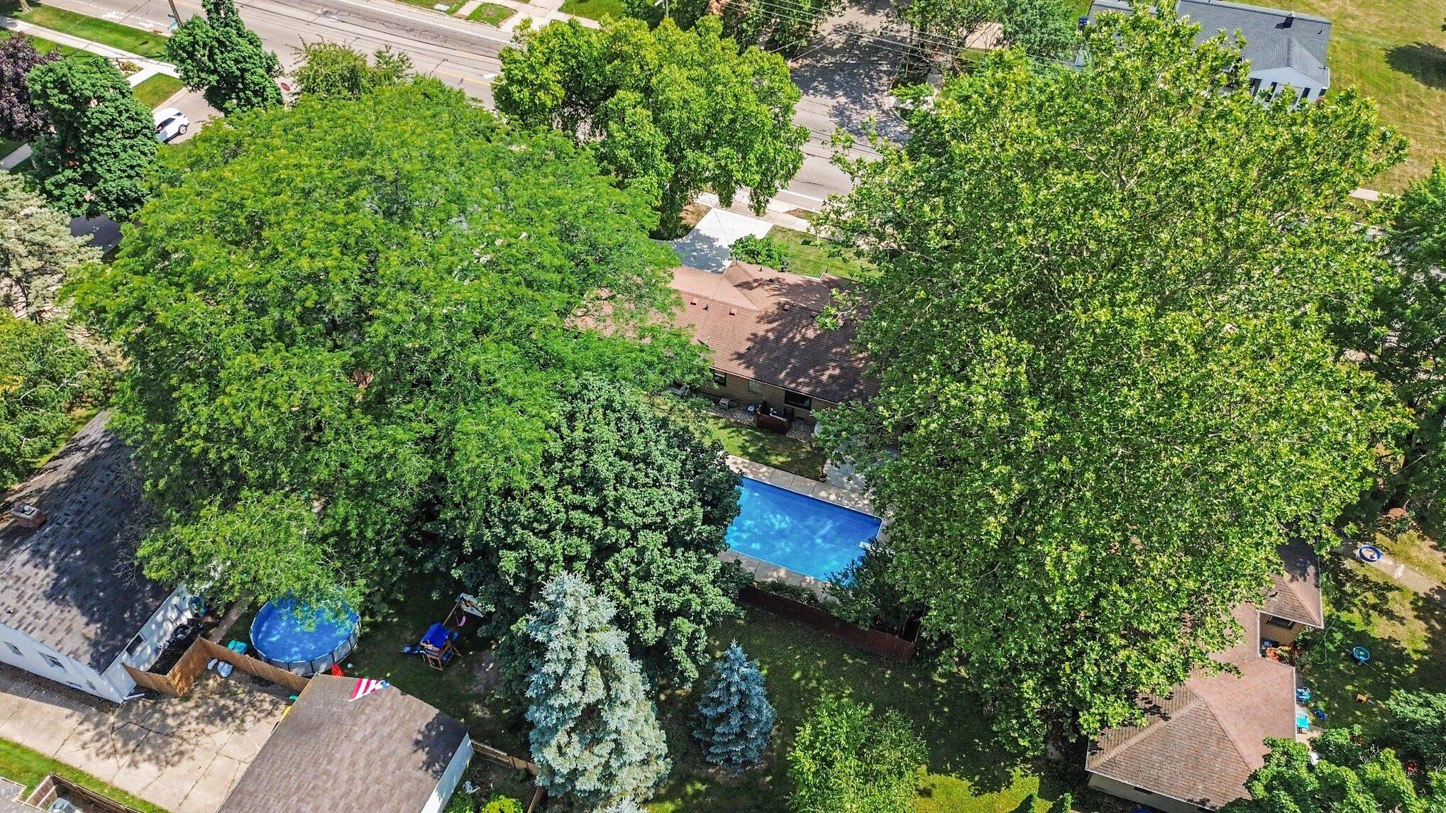 1845 Burton Street SE Grand Rapids MI 49506