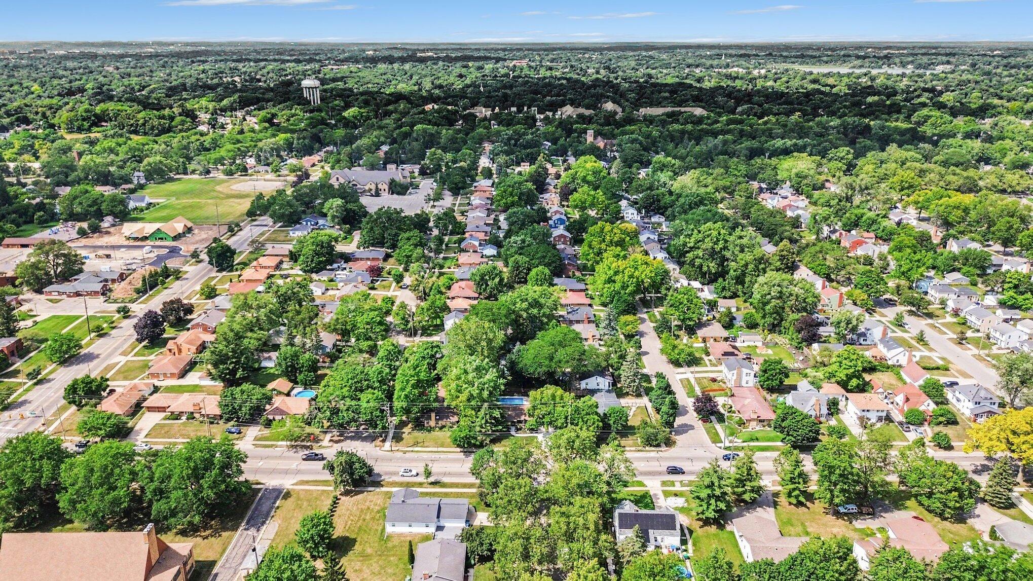 1845 Burton Street SE Grand Rapids MI 49506