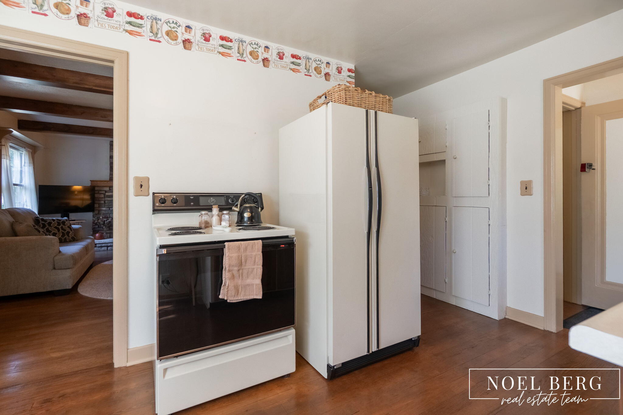 1588 Montague Avenue Muskegon MI 49441