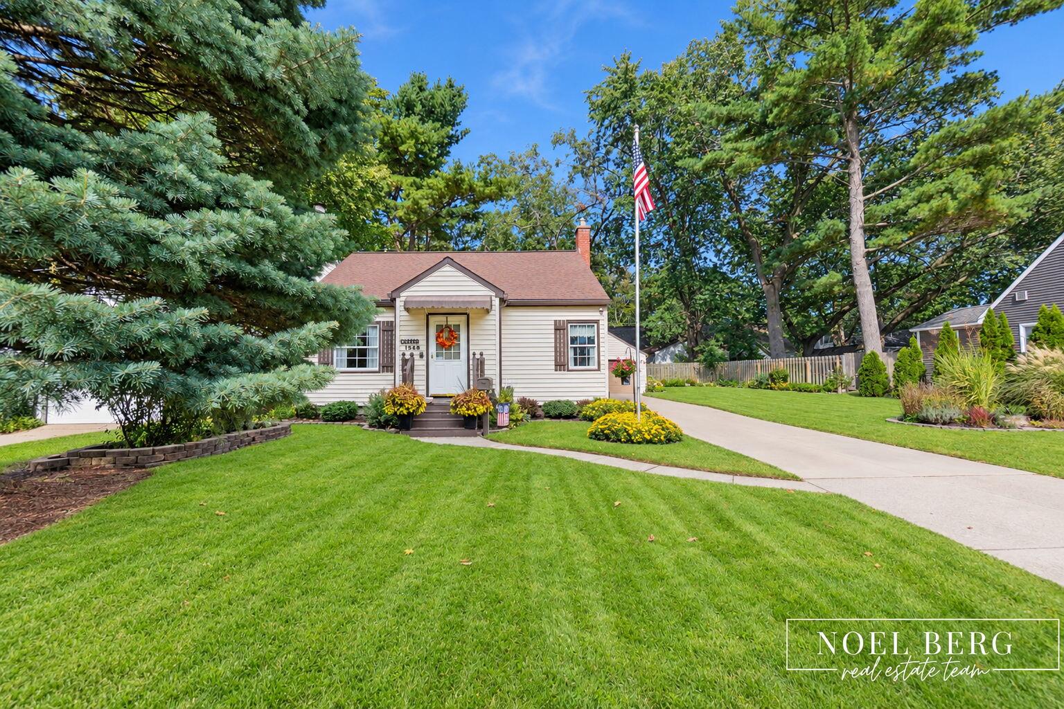 1588 Montague Avenue Muskegon MI 49441