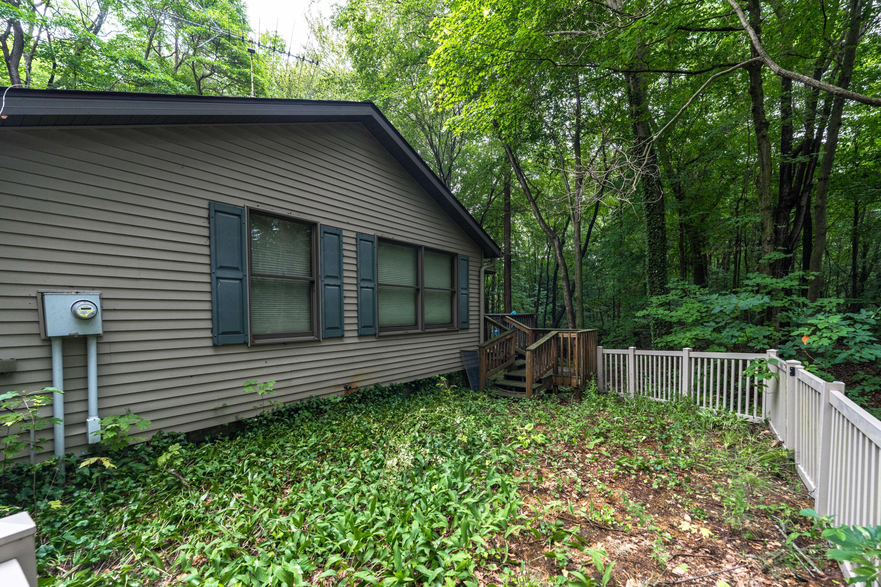 6456 104th Avenue South Haven MI 49090