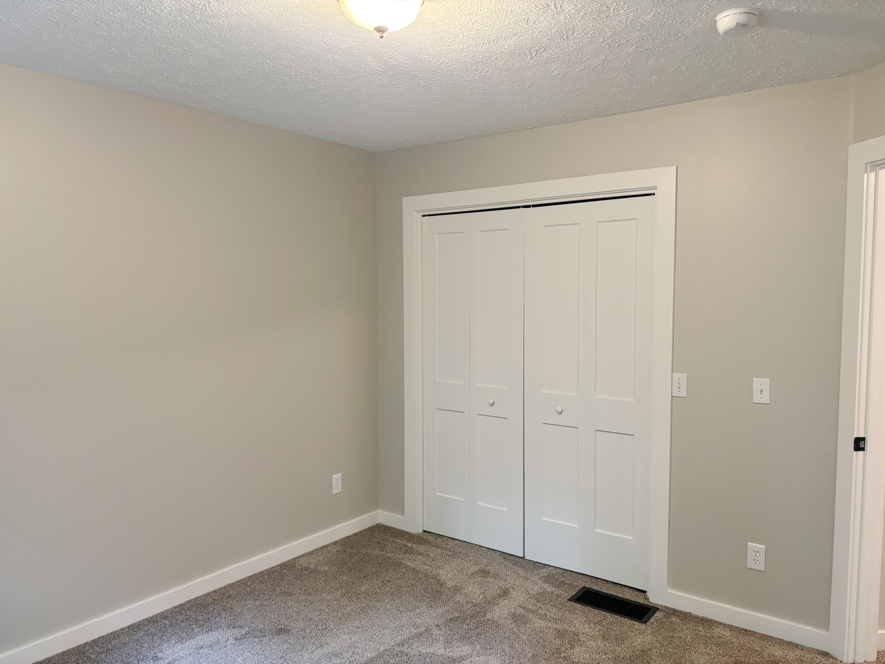 4160 Knapp Valley Drive NE Grand Rapids MI 49525