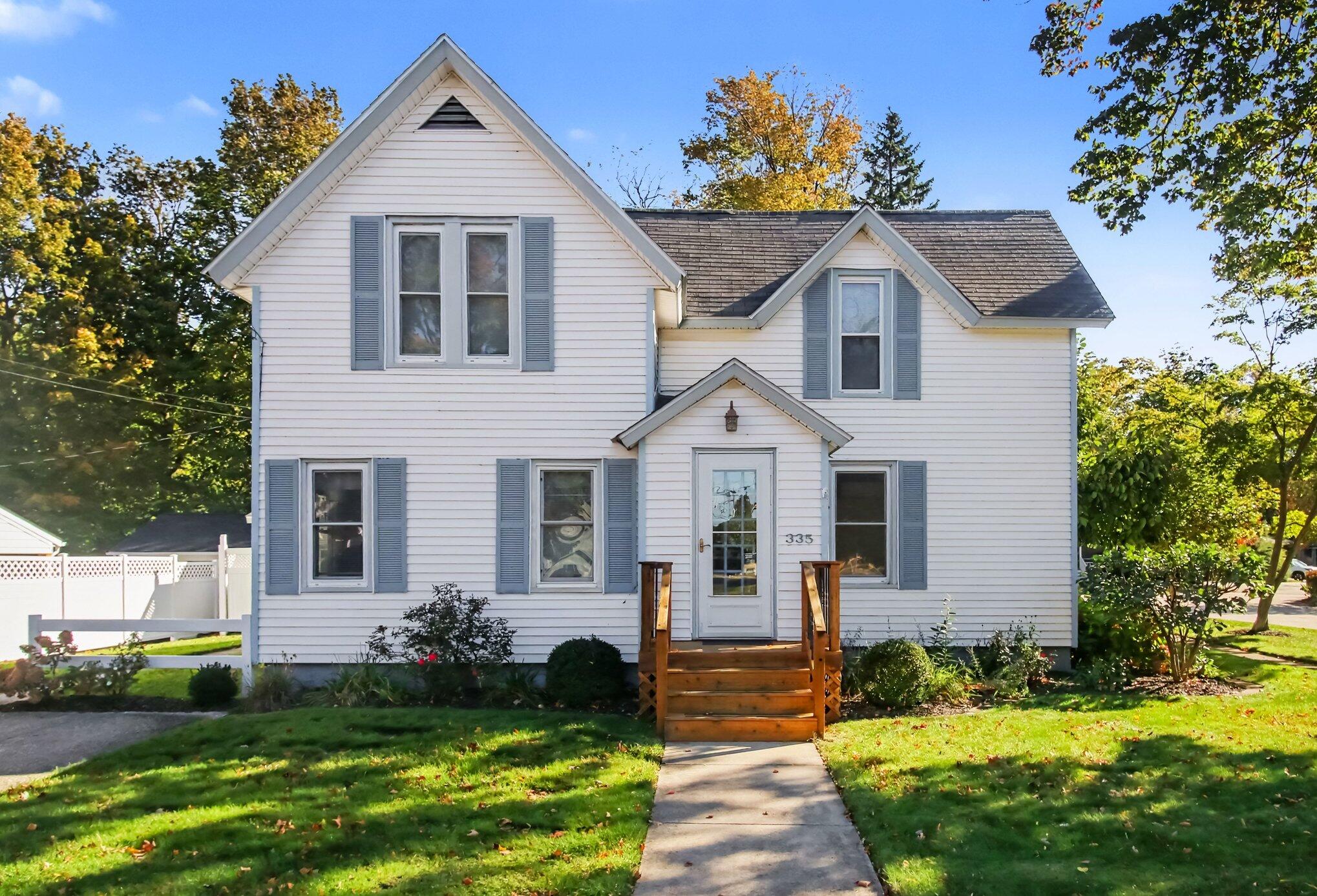 335 Pearl Street South Haven MI 49090