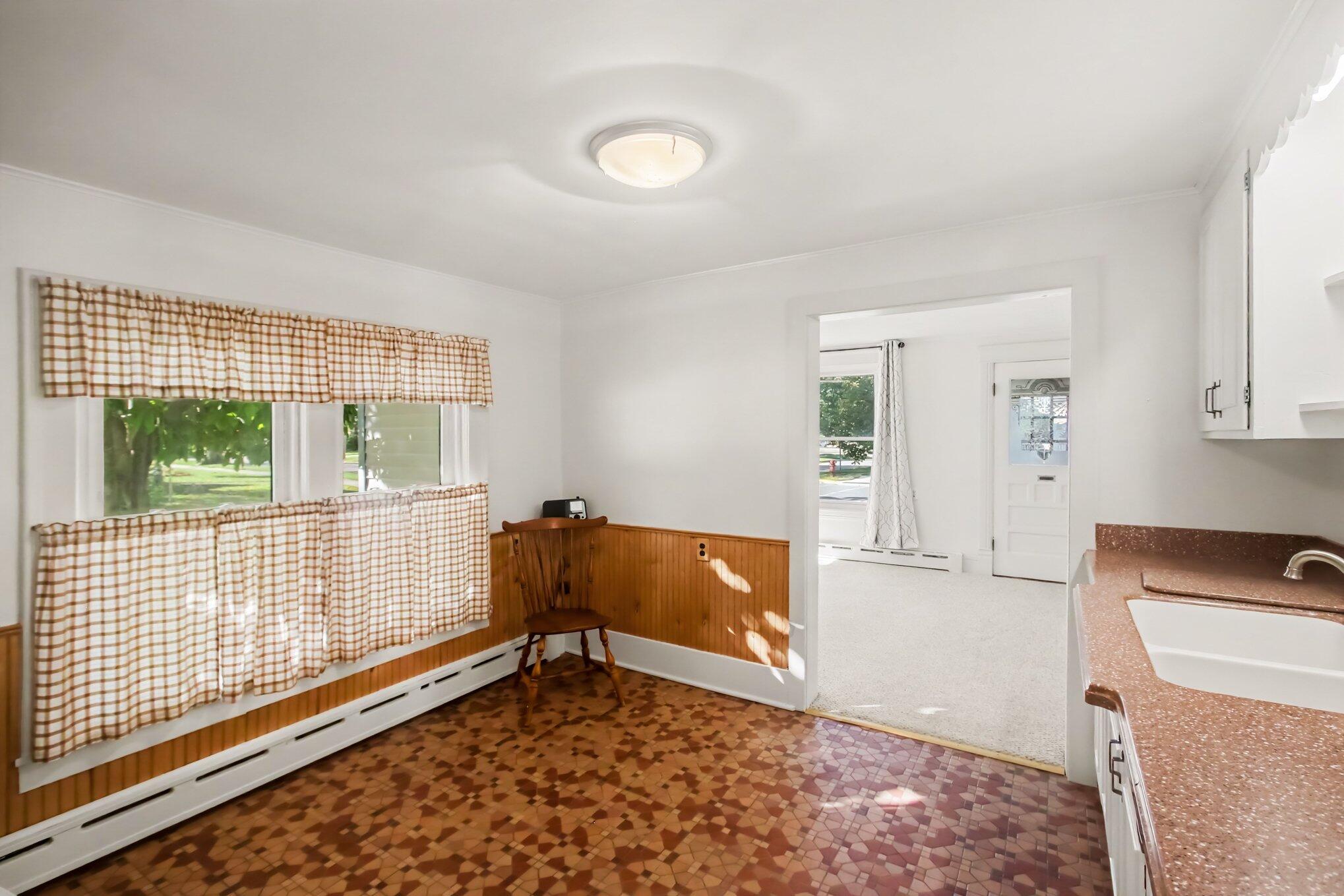 335 Pearl Street South Haven MI 49090