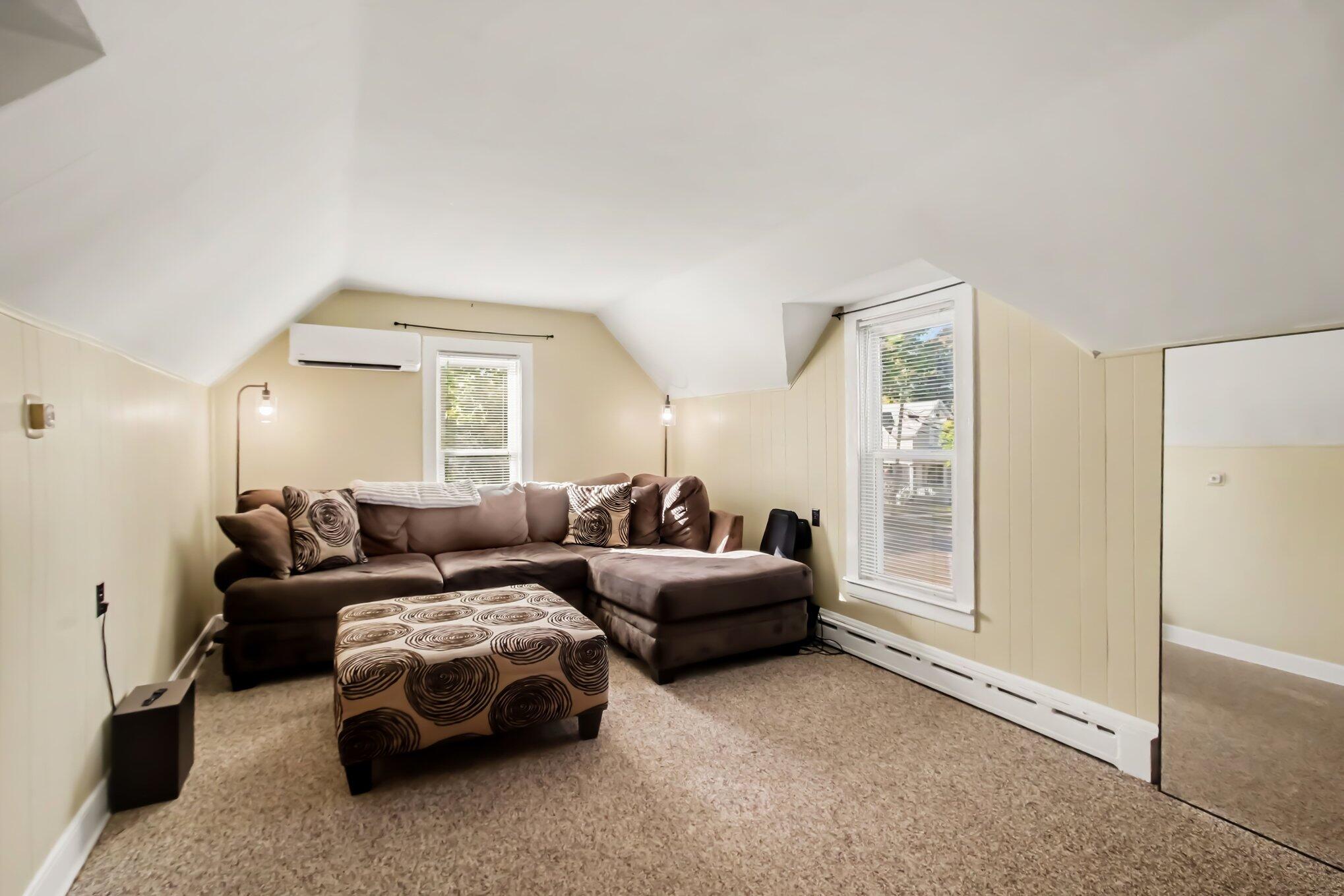335 Pearl Street South Haven MI 49090