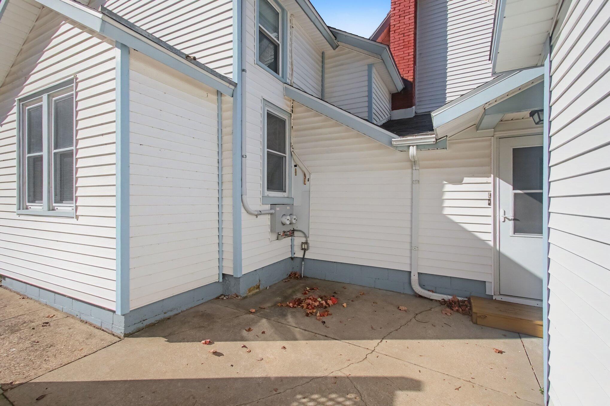 335 Pearl Street South Haven MI 49090