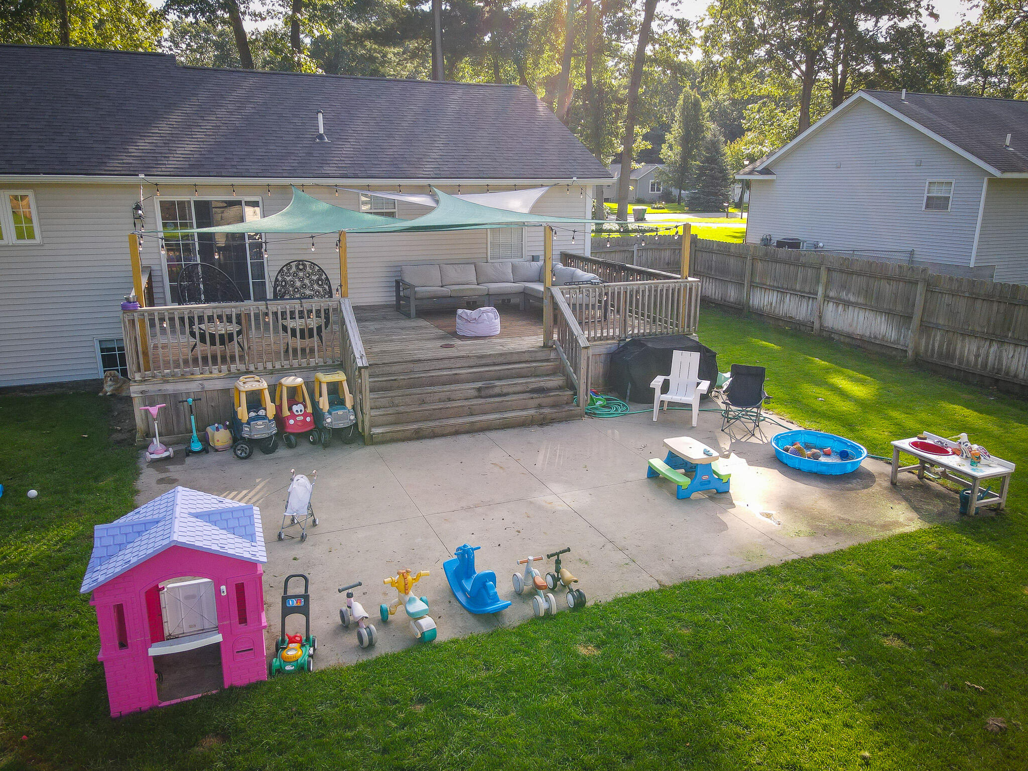 2063 Rambling Oak Drive Muskegon MI 49445