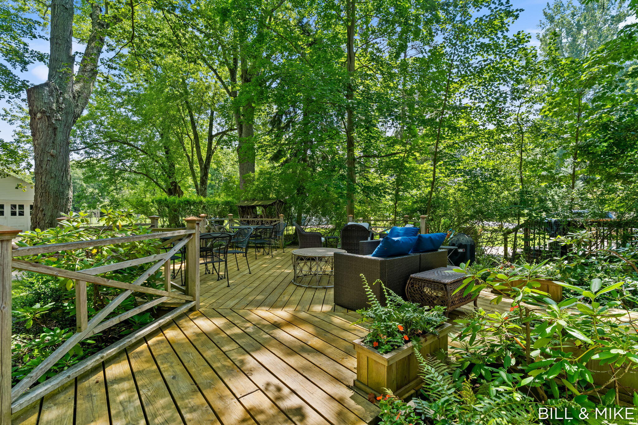 321 Lakeshore Drive Douglas MI 49406