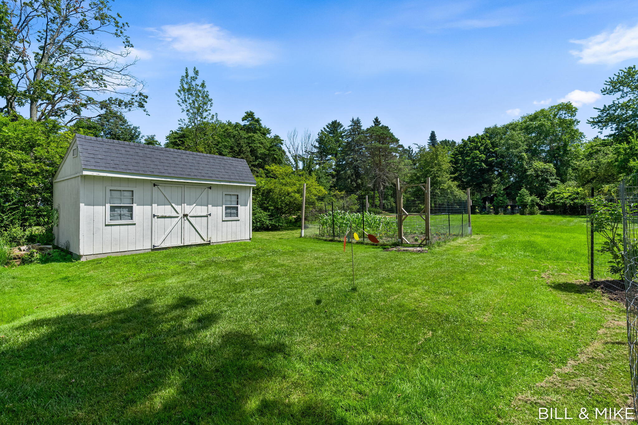 321 Lakeshore Drive Douglas MI 49406
