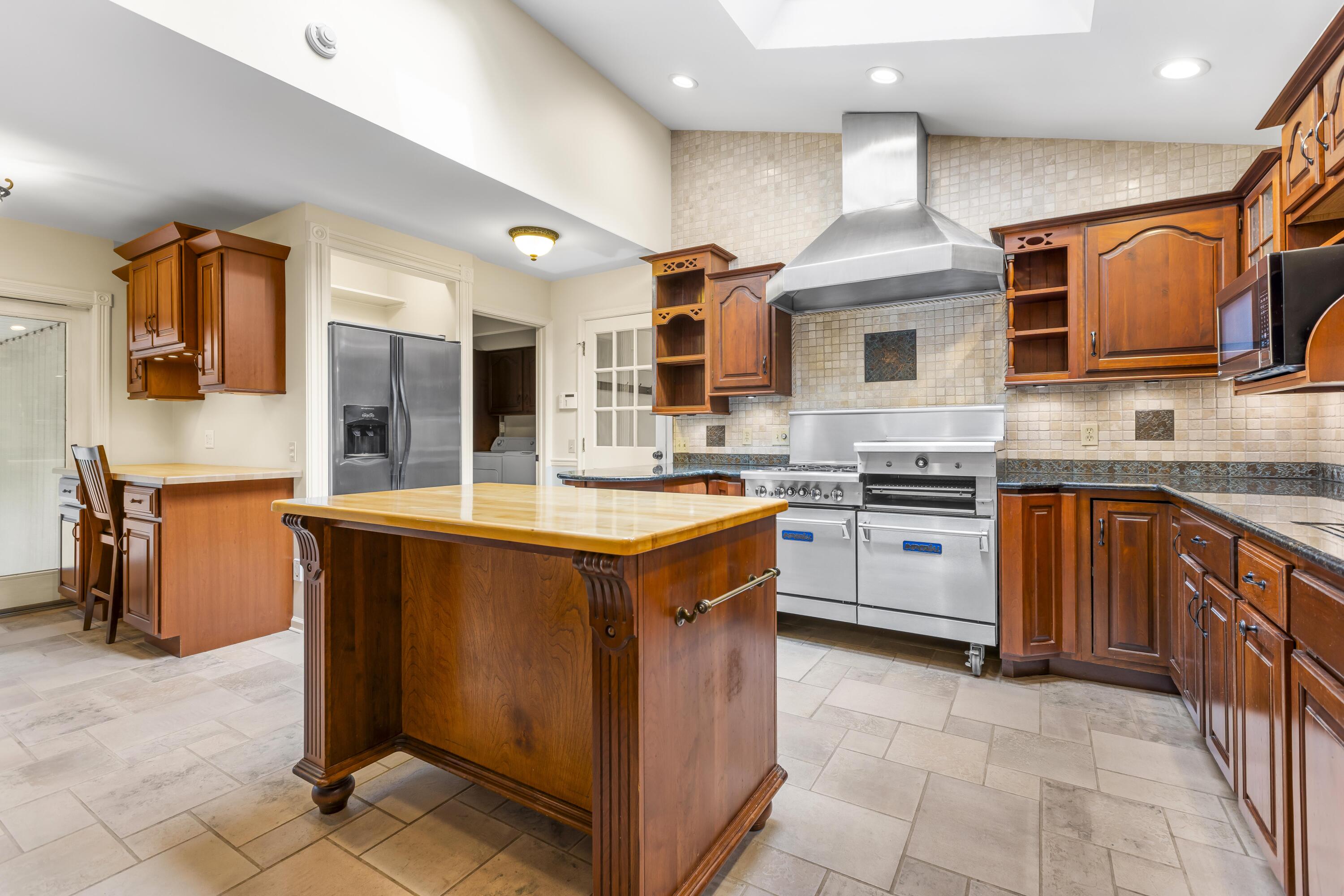 4340 Lakeside Drive Kalamazoo MI 49008