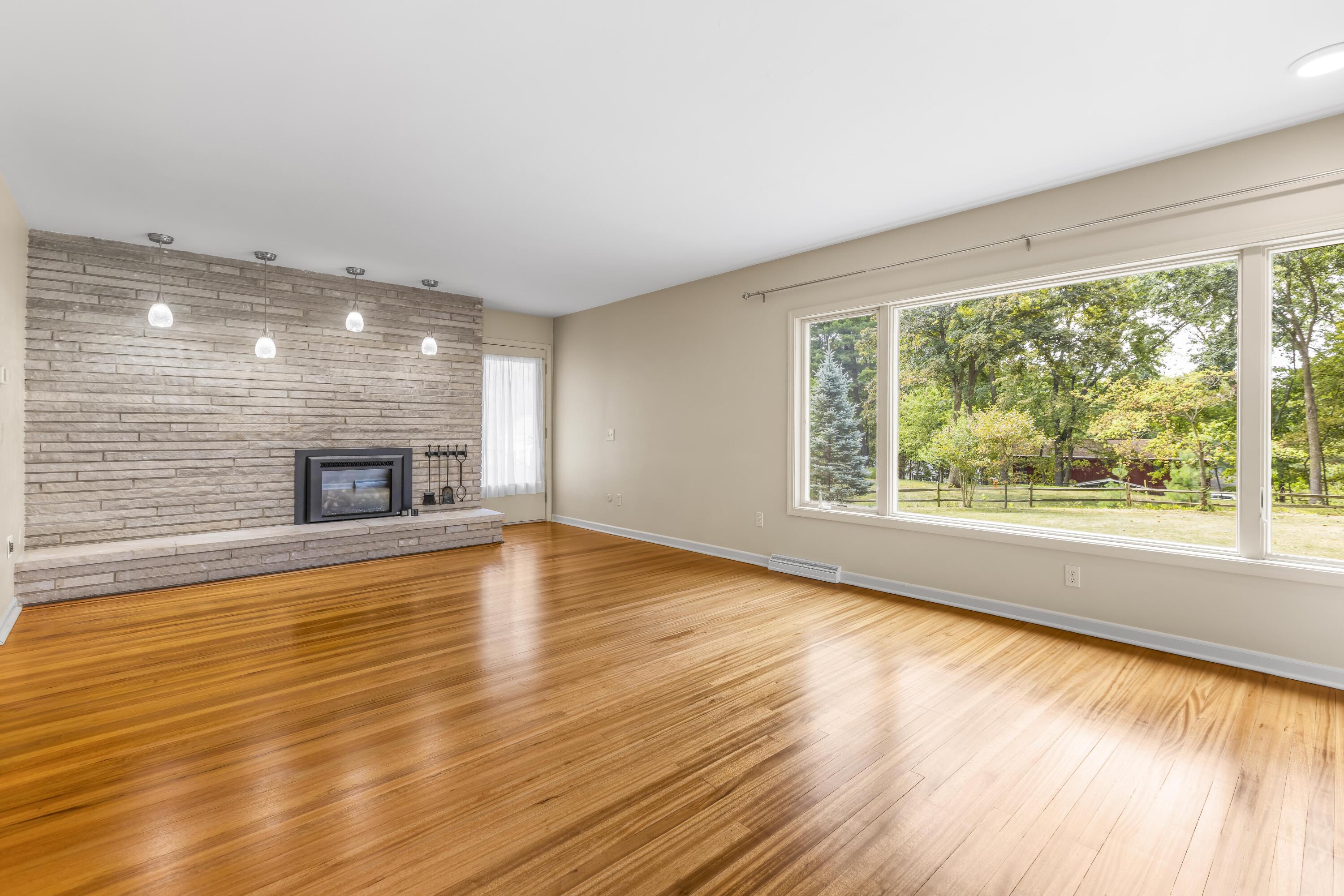 4340 Lakeside Drive Kalamazoo MI 49008