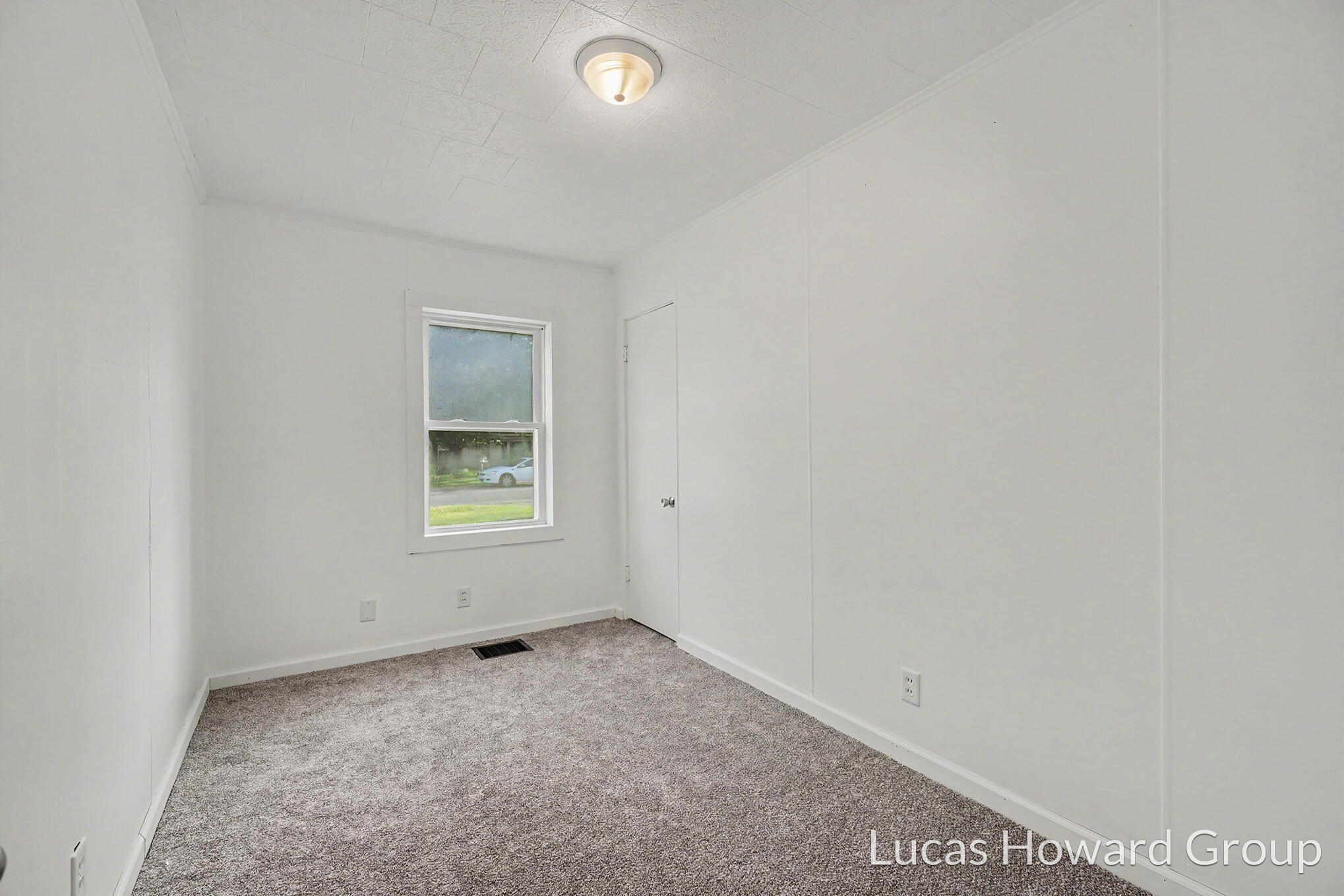 3426 Mulhearn Avenue Kalamazoo MI 49048