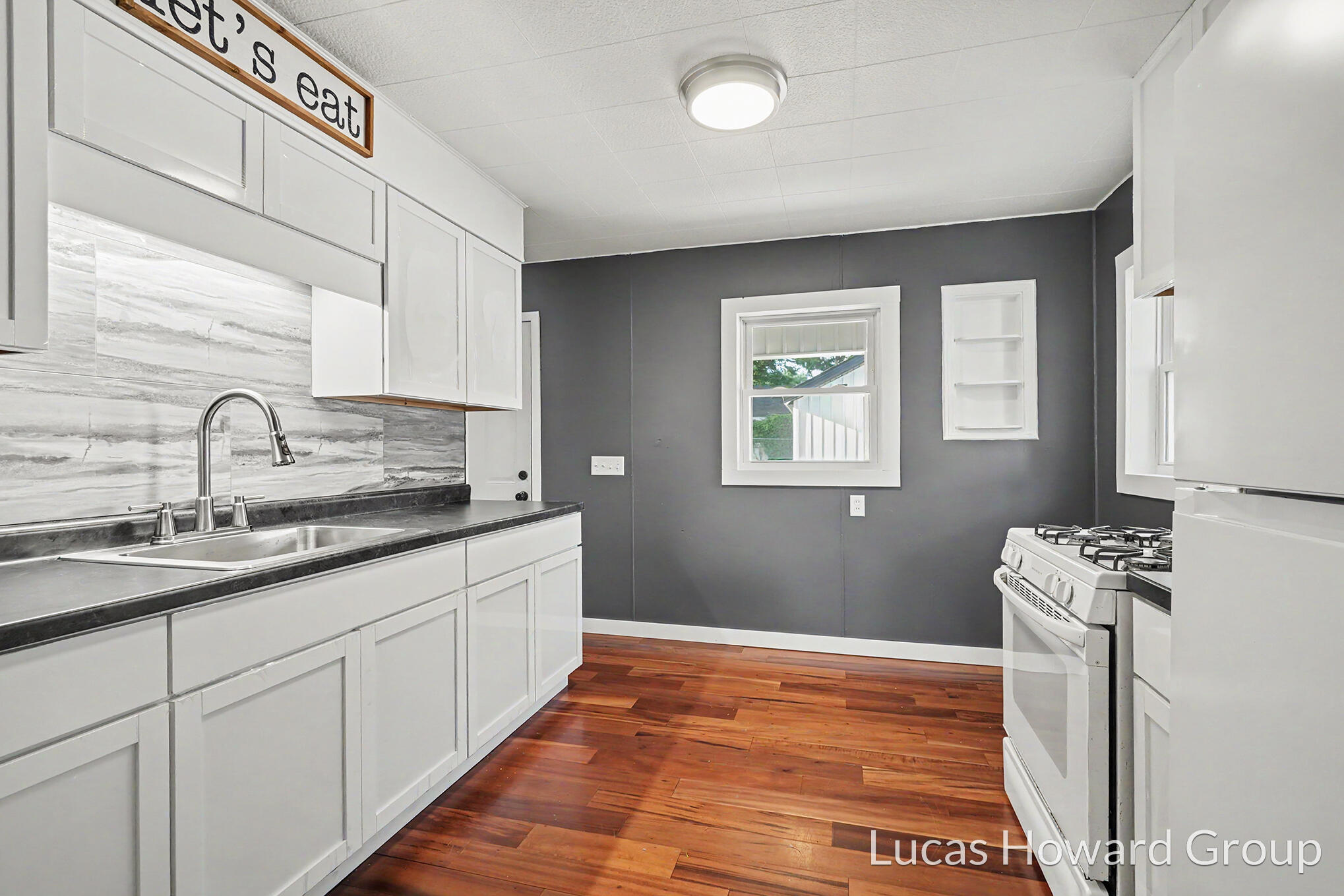 3426 Mulhearn Avenue Kalamazoo MI 49048
