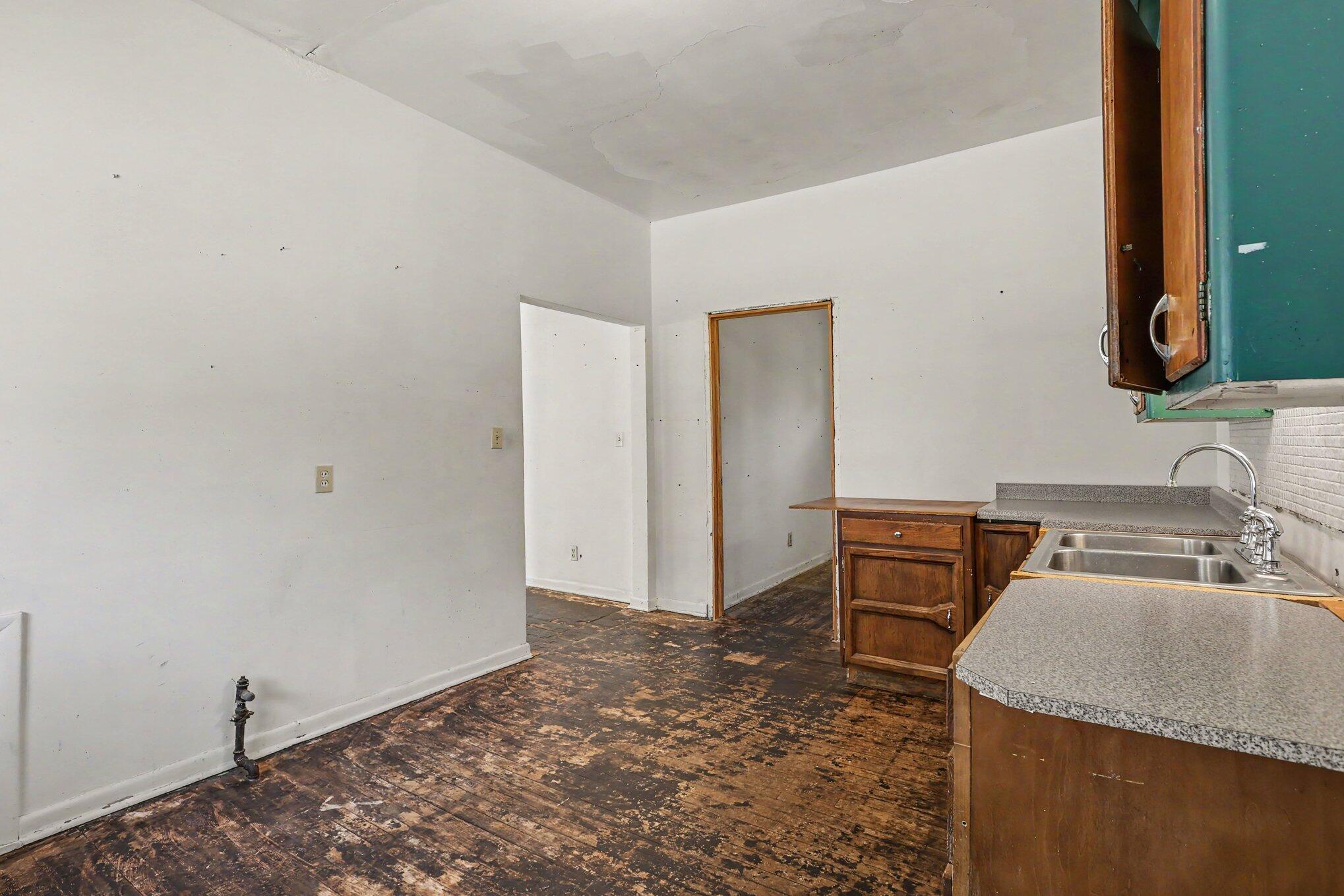 1286 Catherine Avenue Muskegon MI 49442