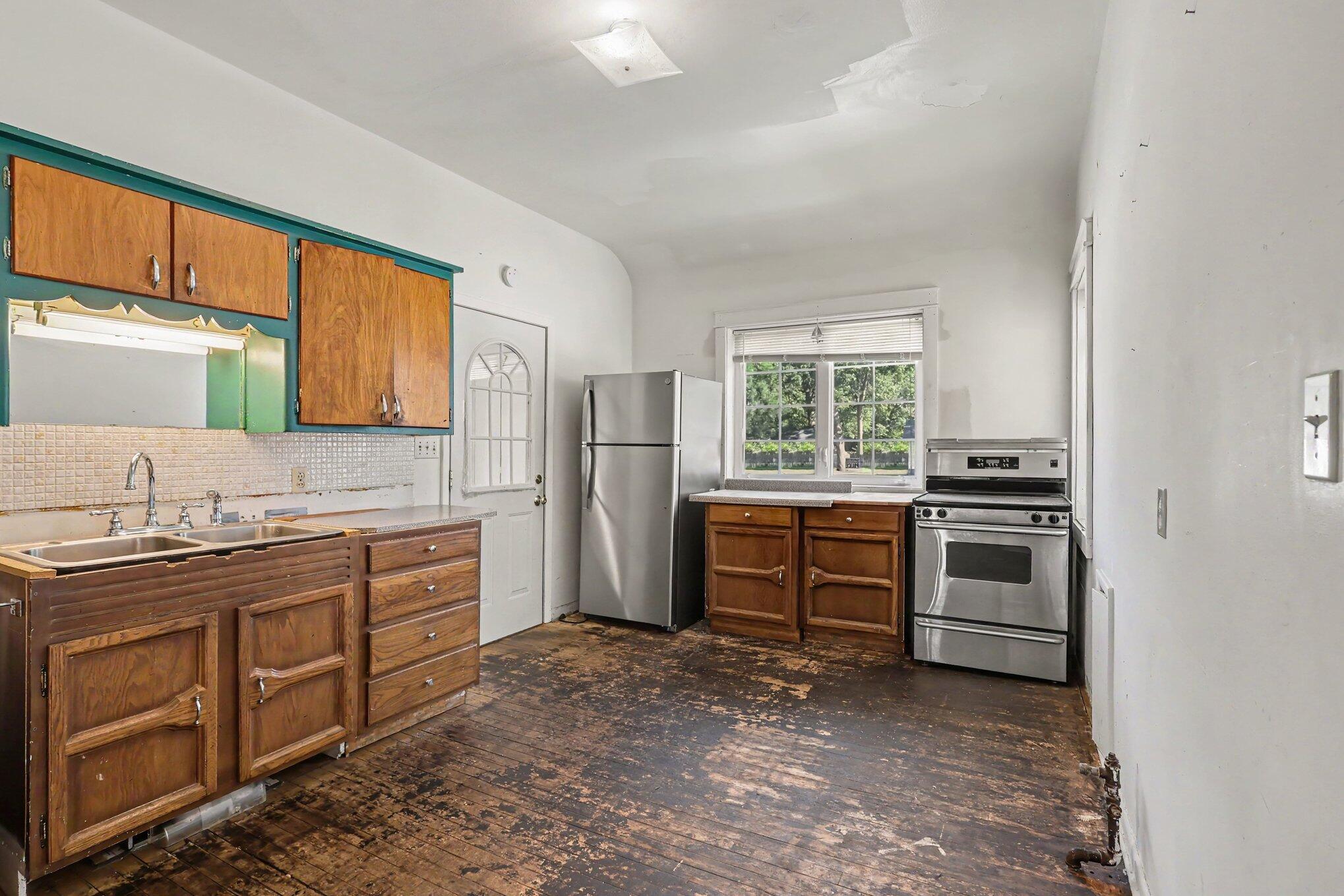 1286 Catherine Avenue Muskegon MI 49442