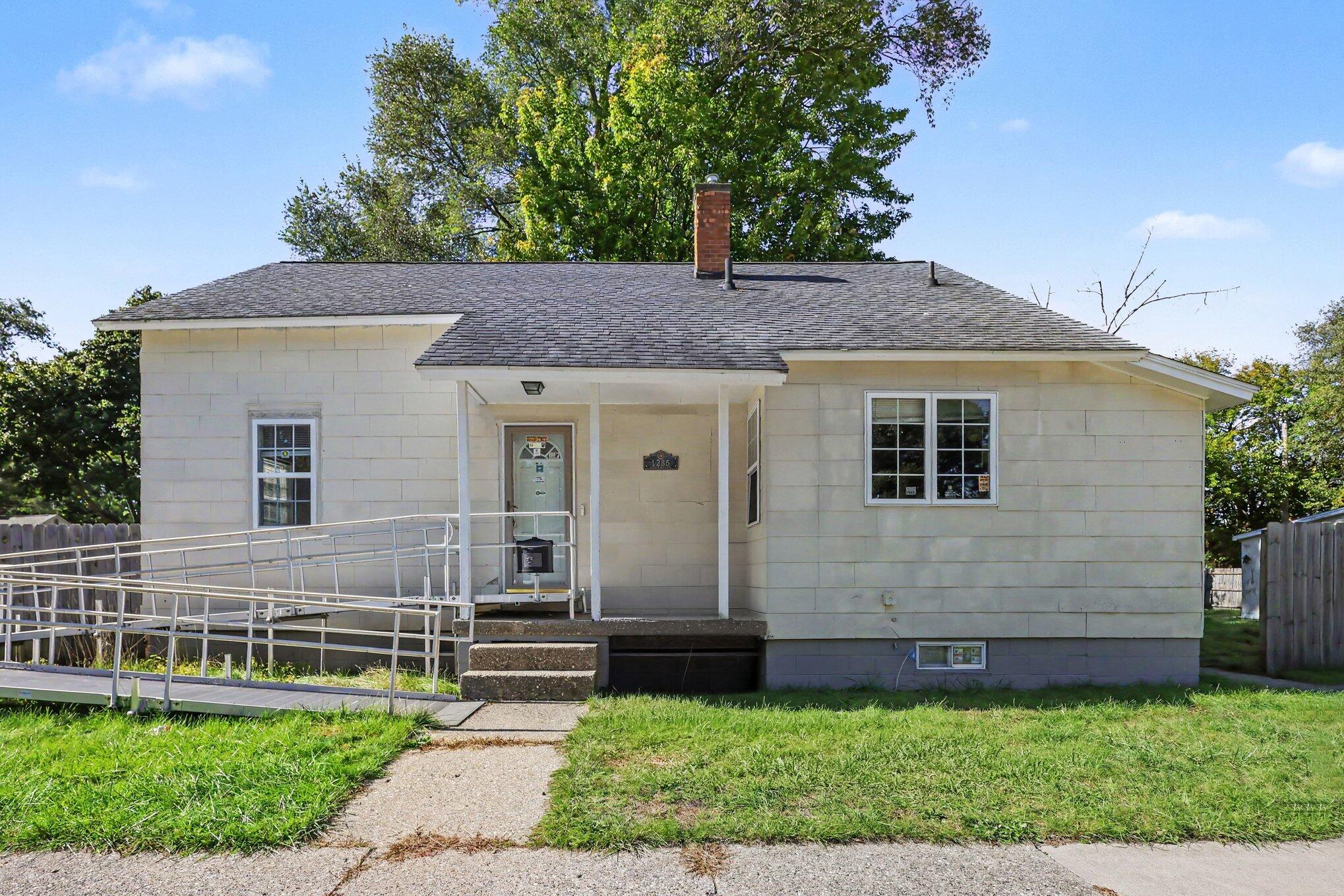 1286 Catherine Avenue Muskegon MI 49442