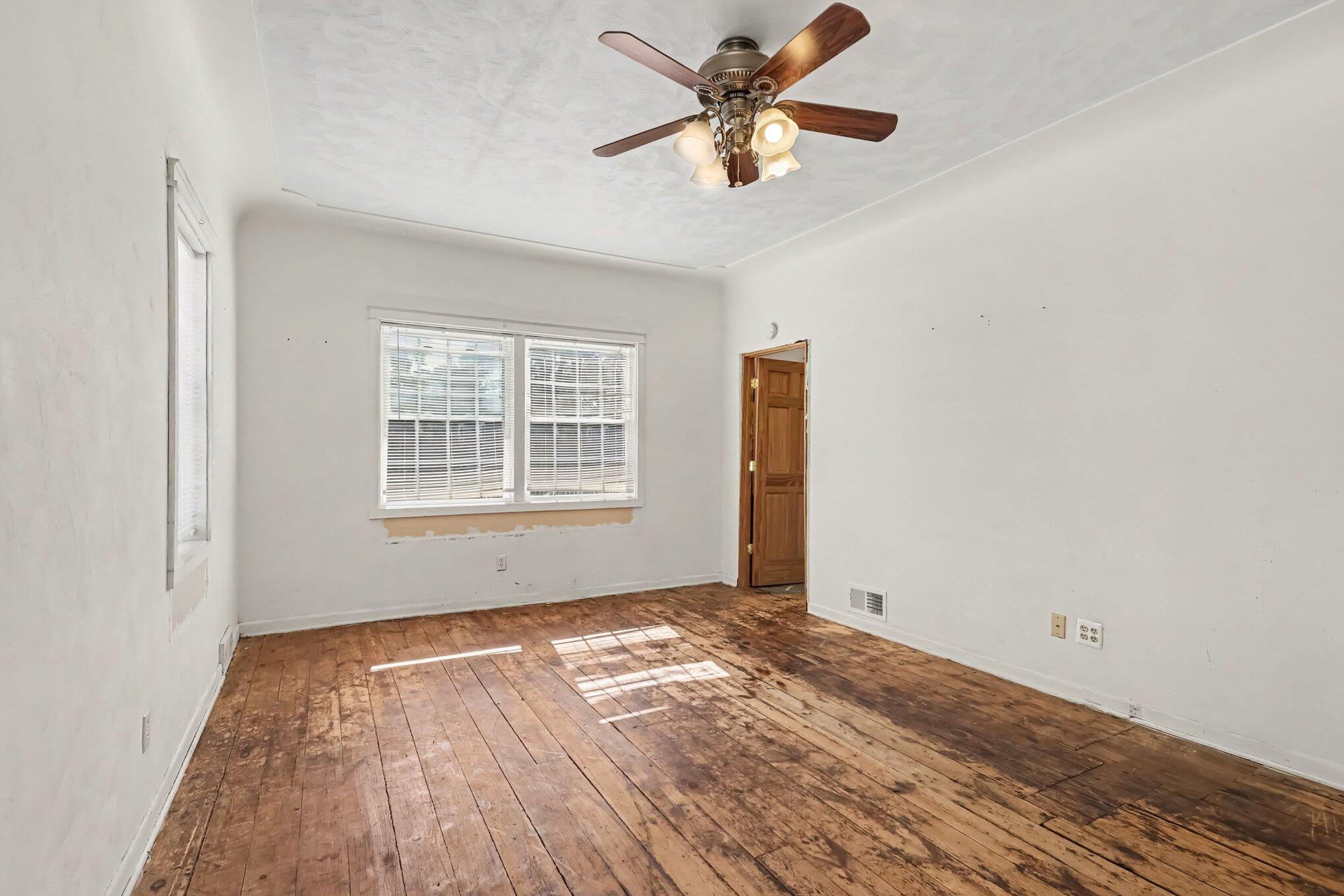 1286 Catherine Avenue Muskegon MI 49442