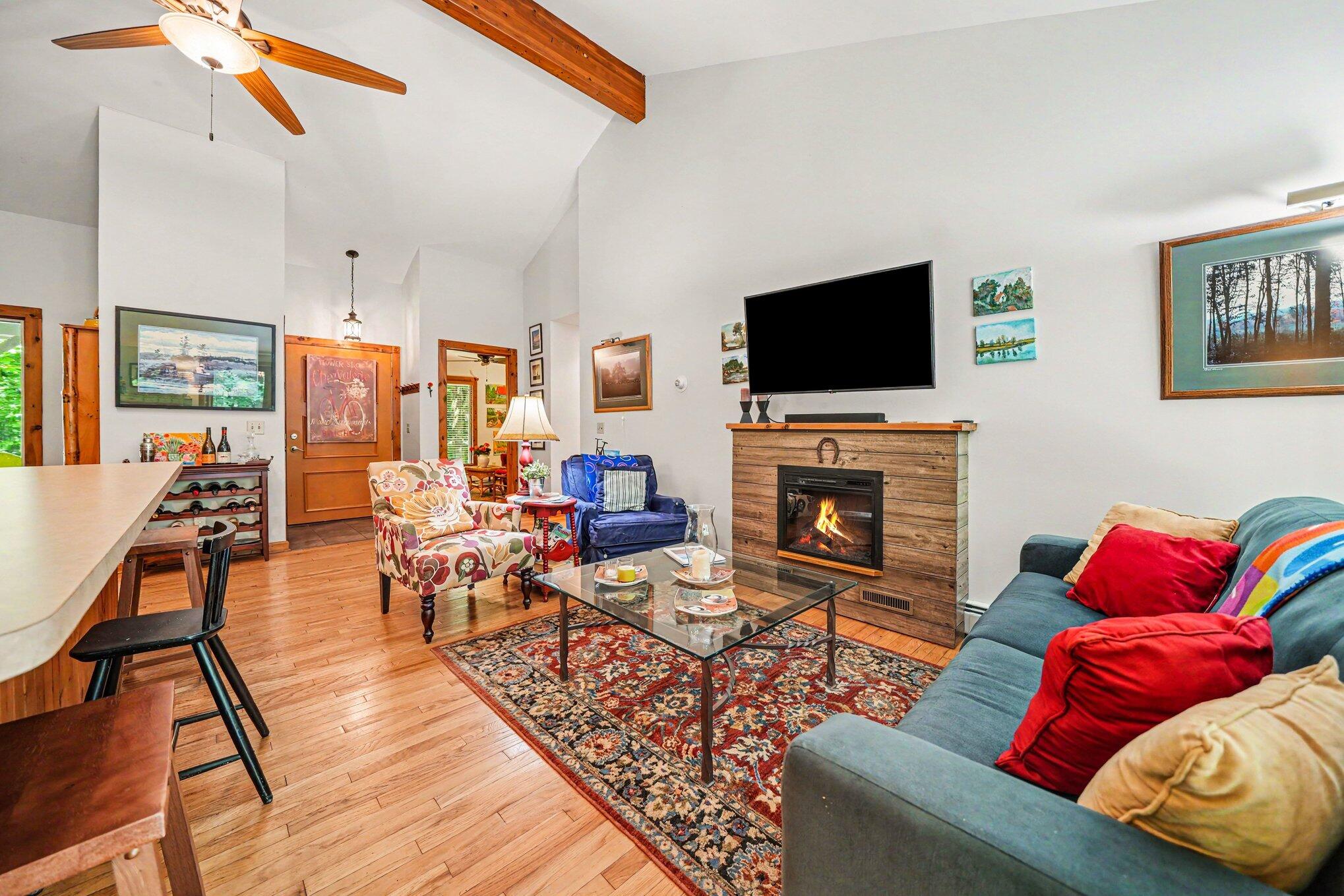 15283 Prairie Road Three Oaks MI 49128