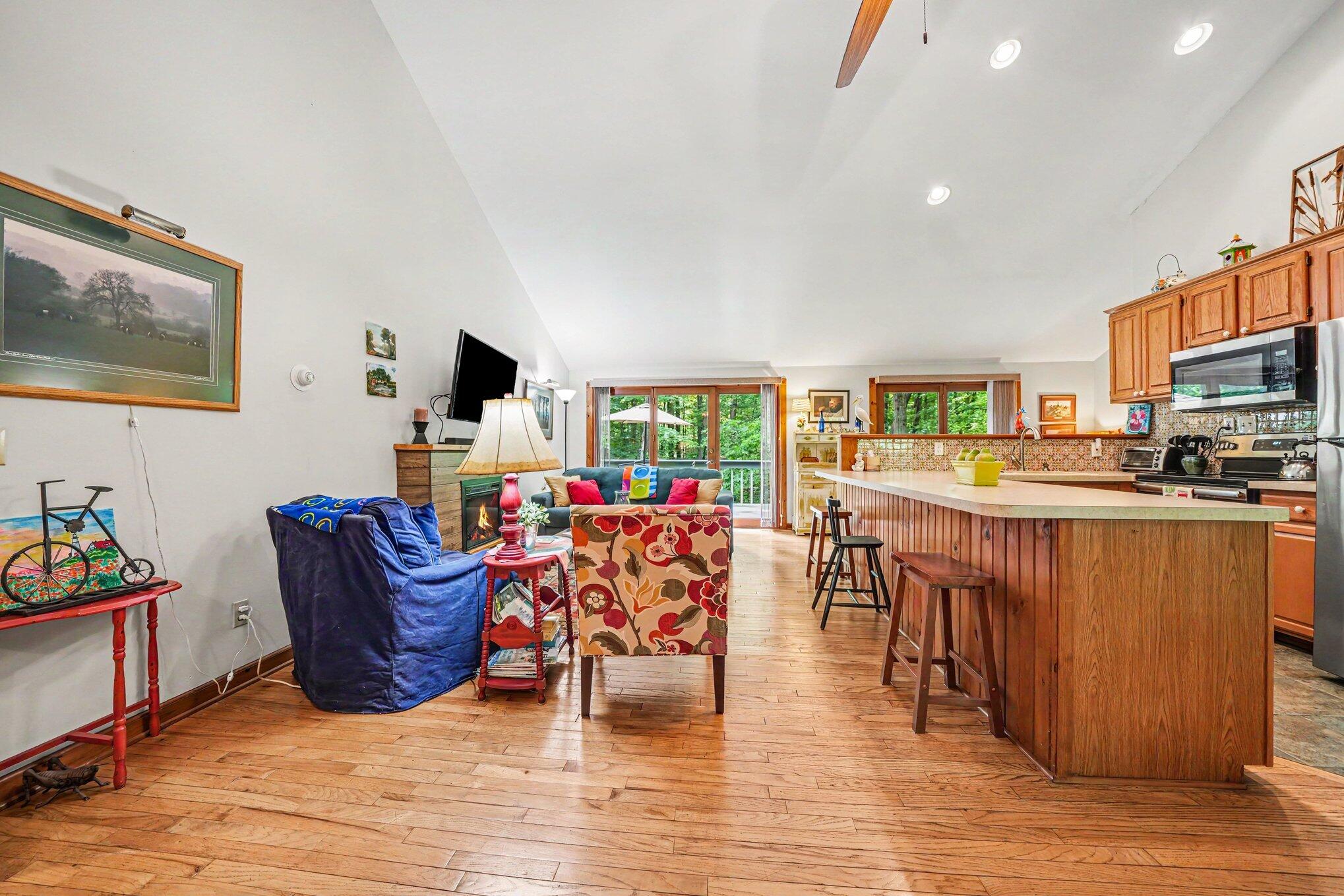15283 Prairie Road Three Oaks MI 49128