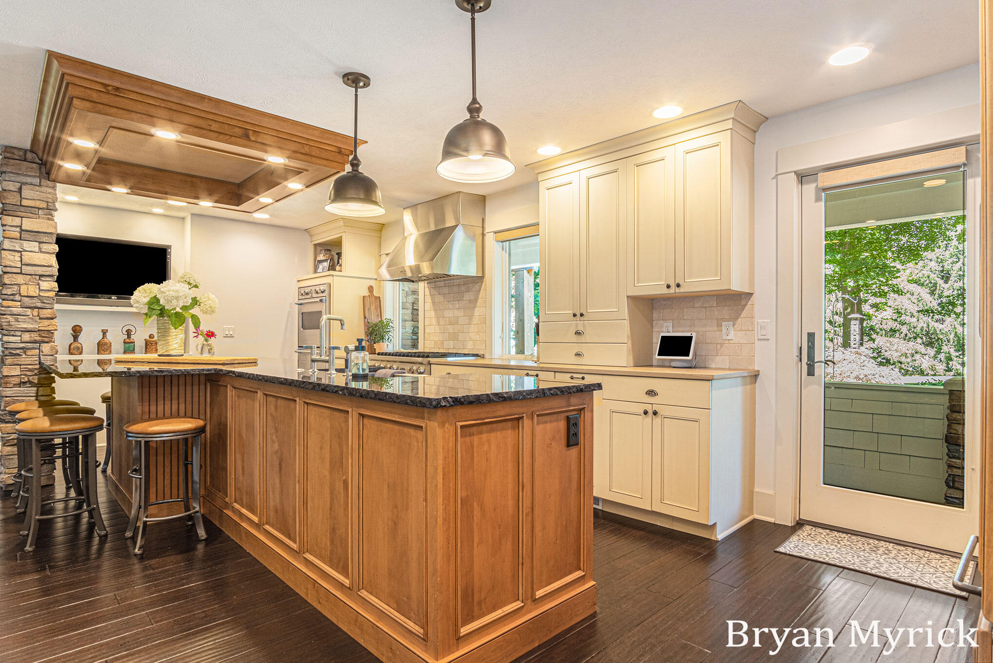 1400 W 32nd Street Holland MI 49423