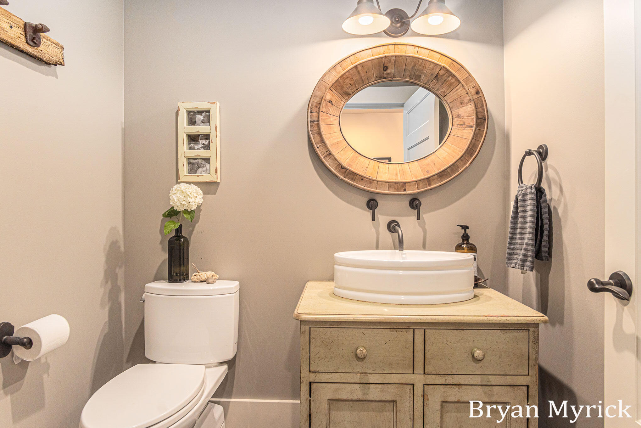 1400 W 32nd Street Holland MI 49423