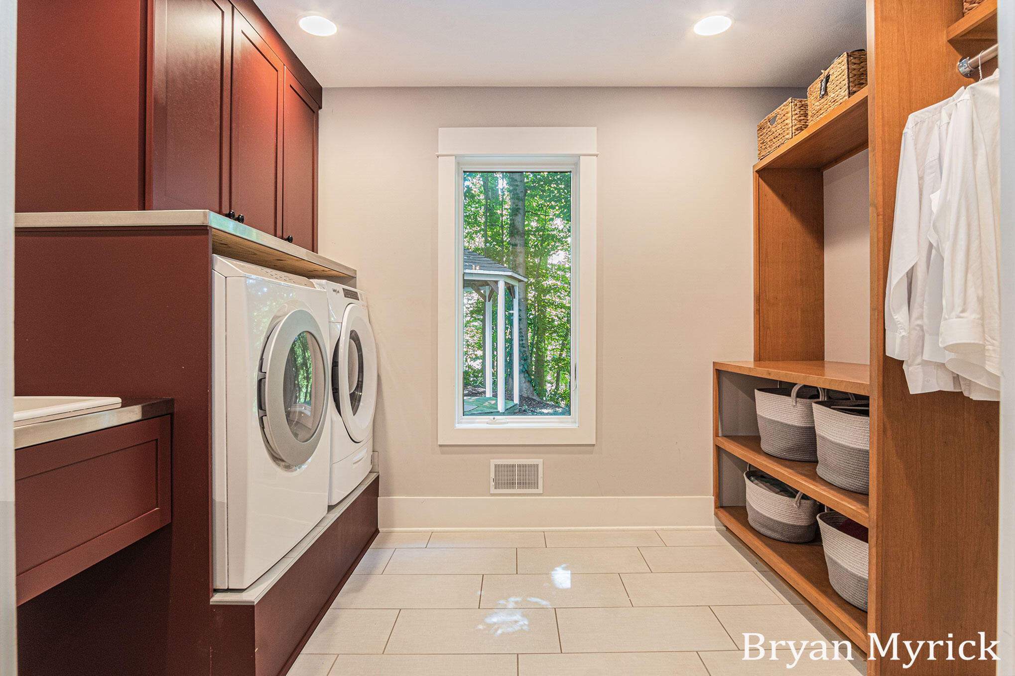 1400 W 32nd Street Holland MI 49423