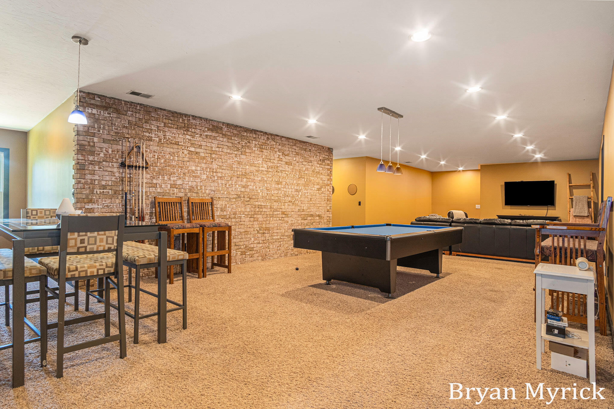 1400 W 32nd Street Holland MI 49423