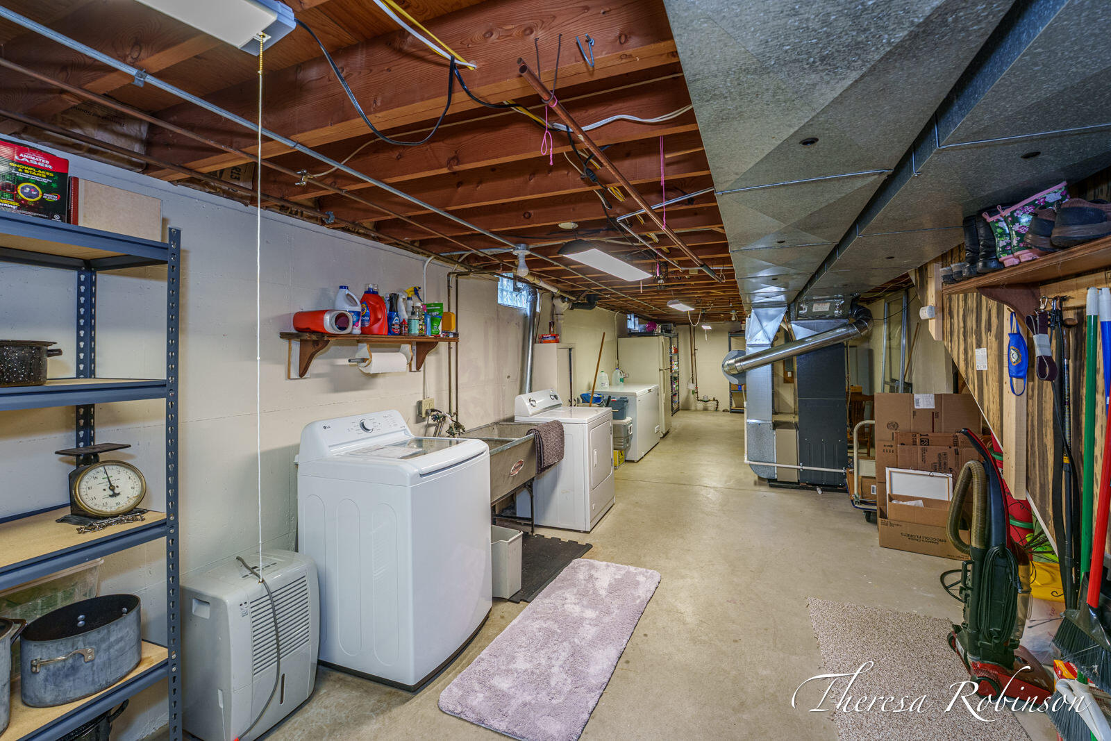 2147 Dewberry Drive NE Grand Rapids MI 49505
