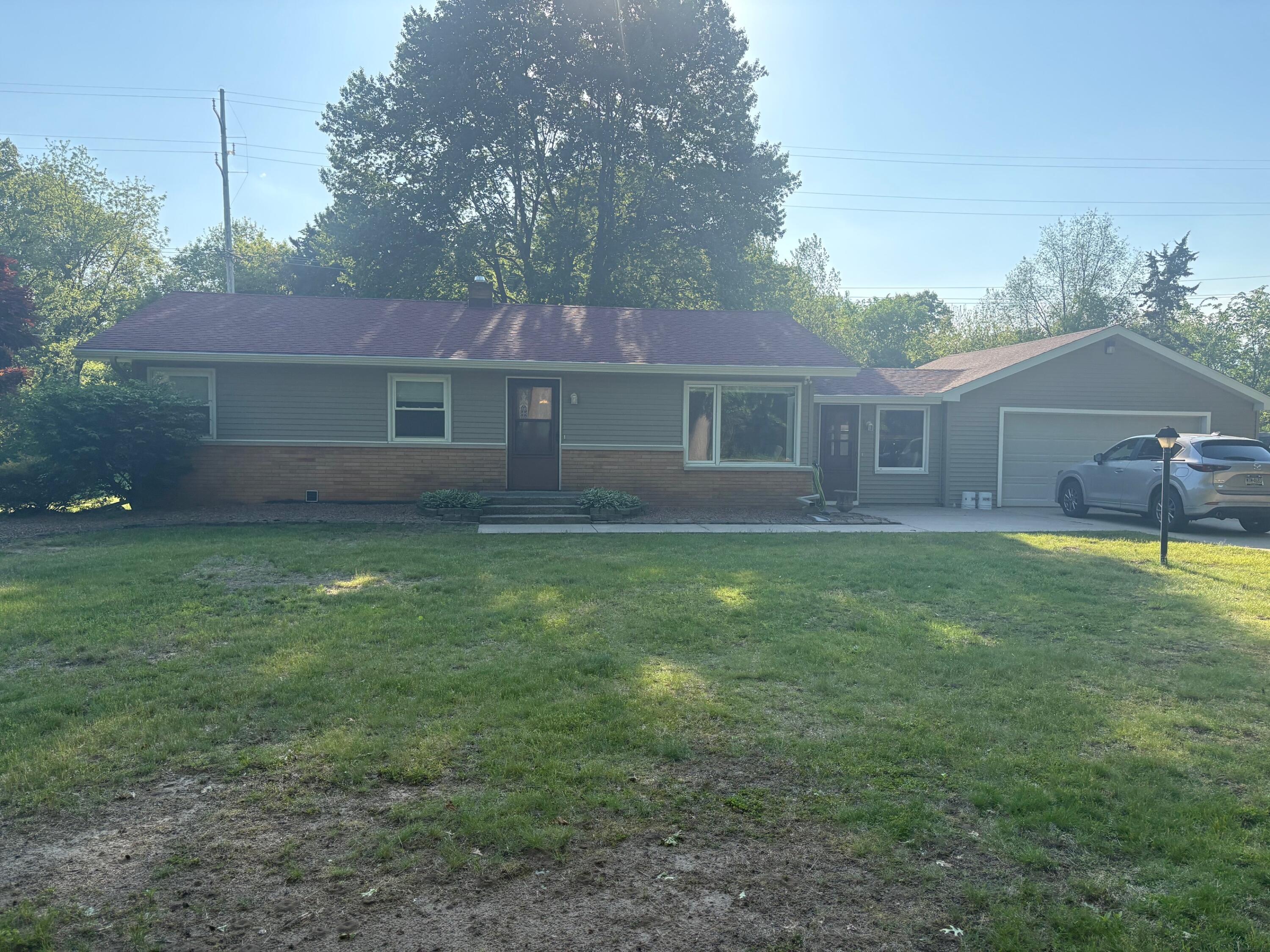 6739 Myers Lake Avenue NE Rockford MI 49341
