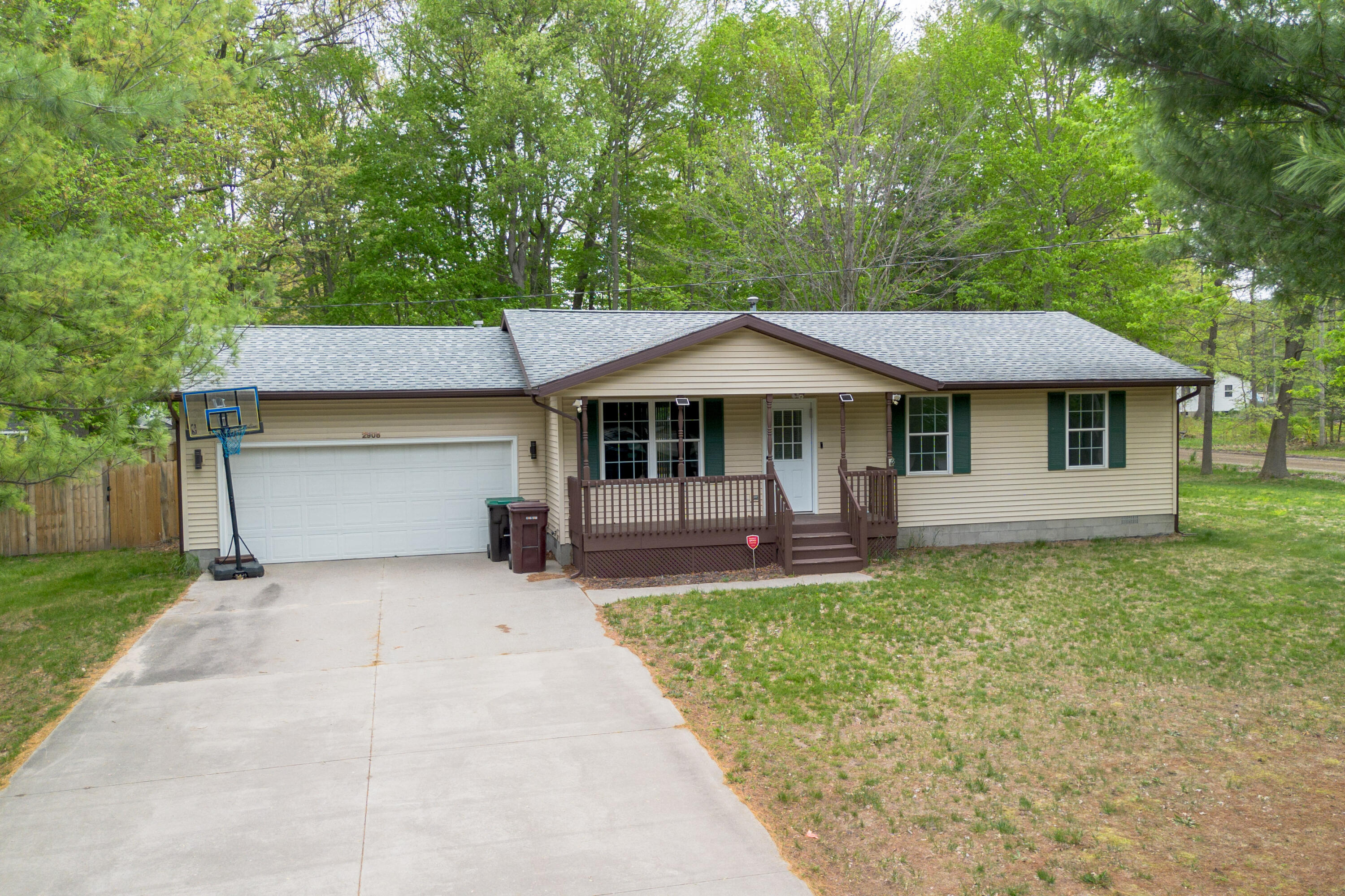 2908 Genesee Avenue Muskegon MI 49442
