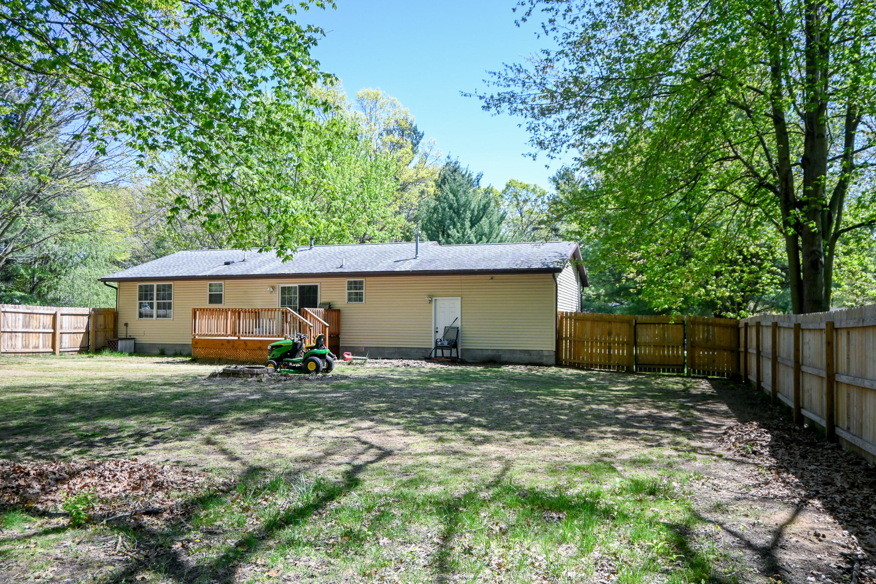2908 Genesee Avenue Muskegon MI 49442