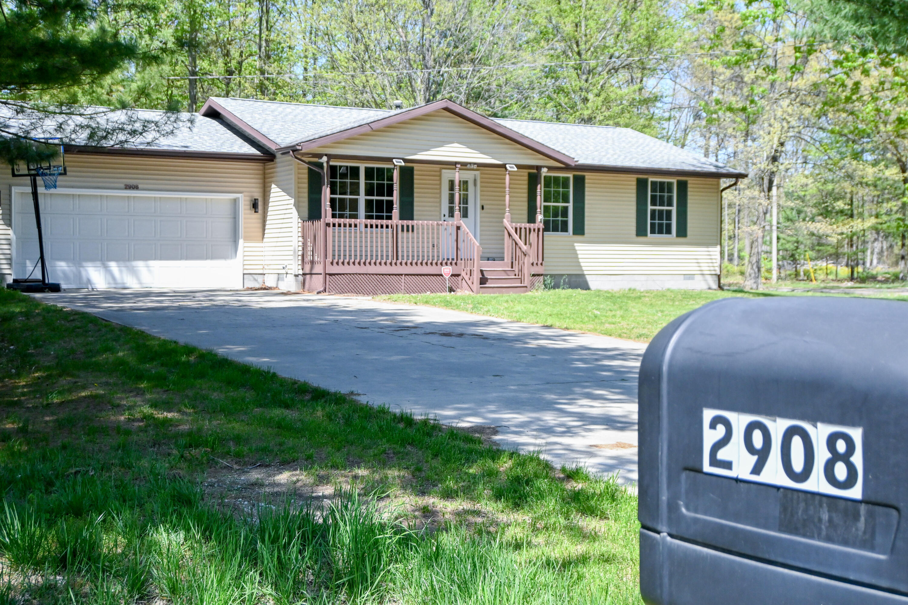 2908 Genesee Avenue Muskegon MI 49442