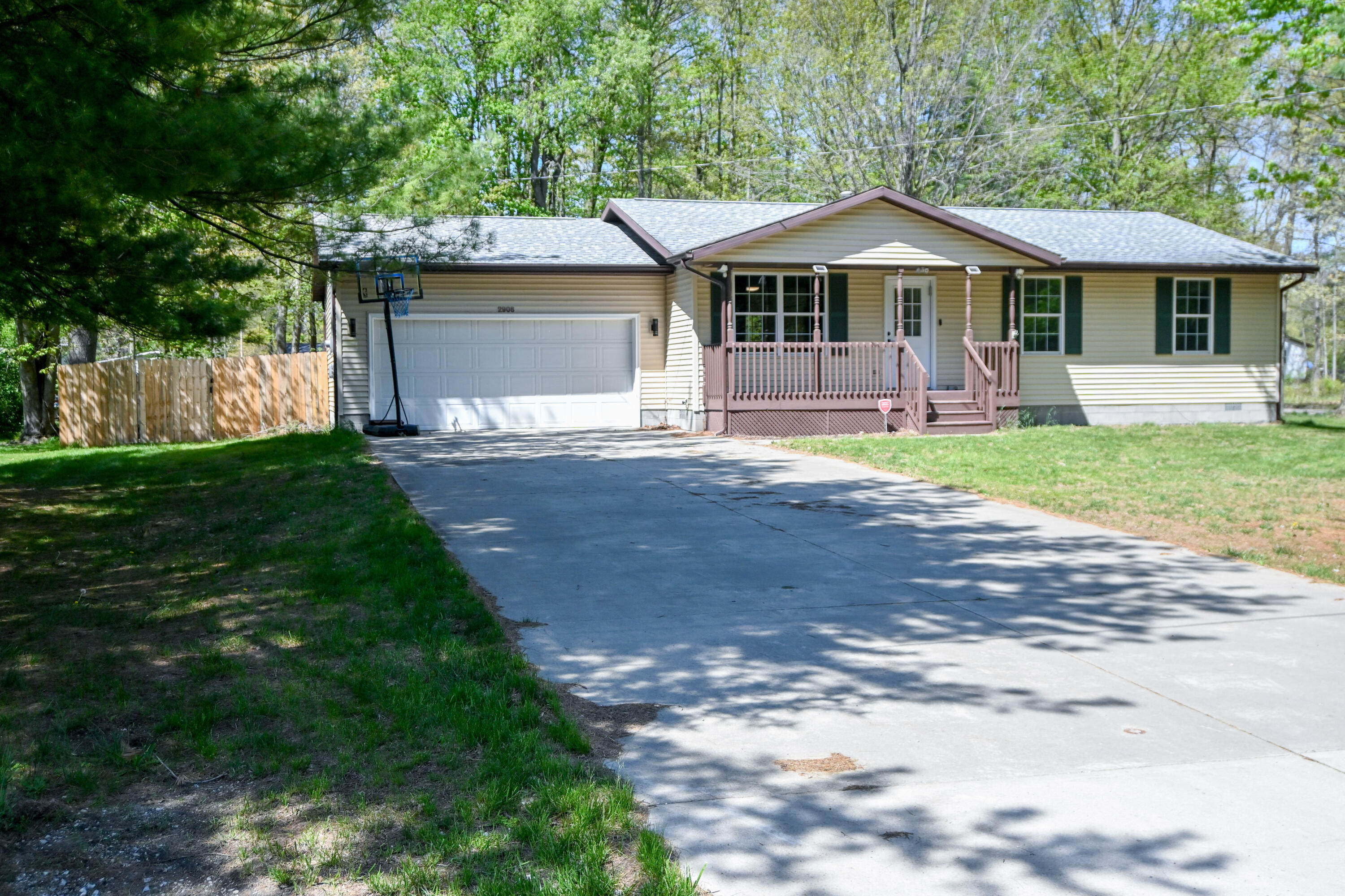 2908 Genesee Avenue Muskegon MI 49442