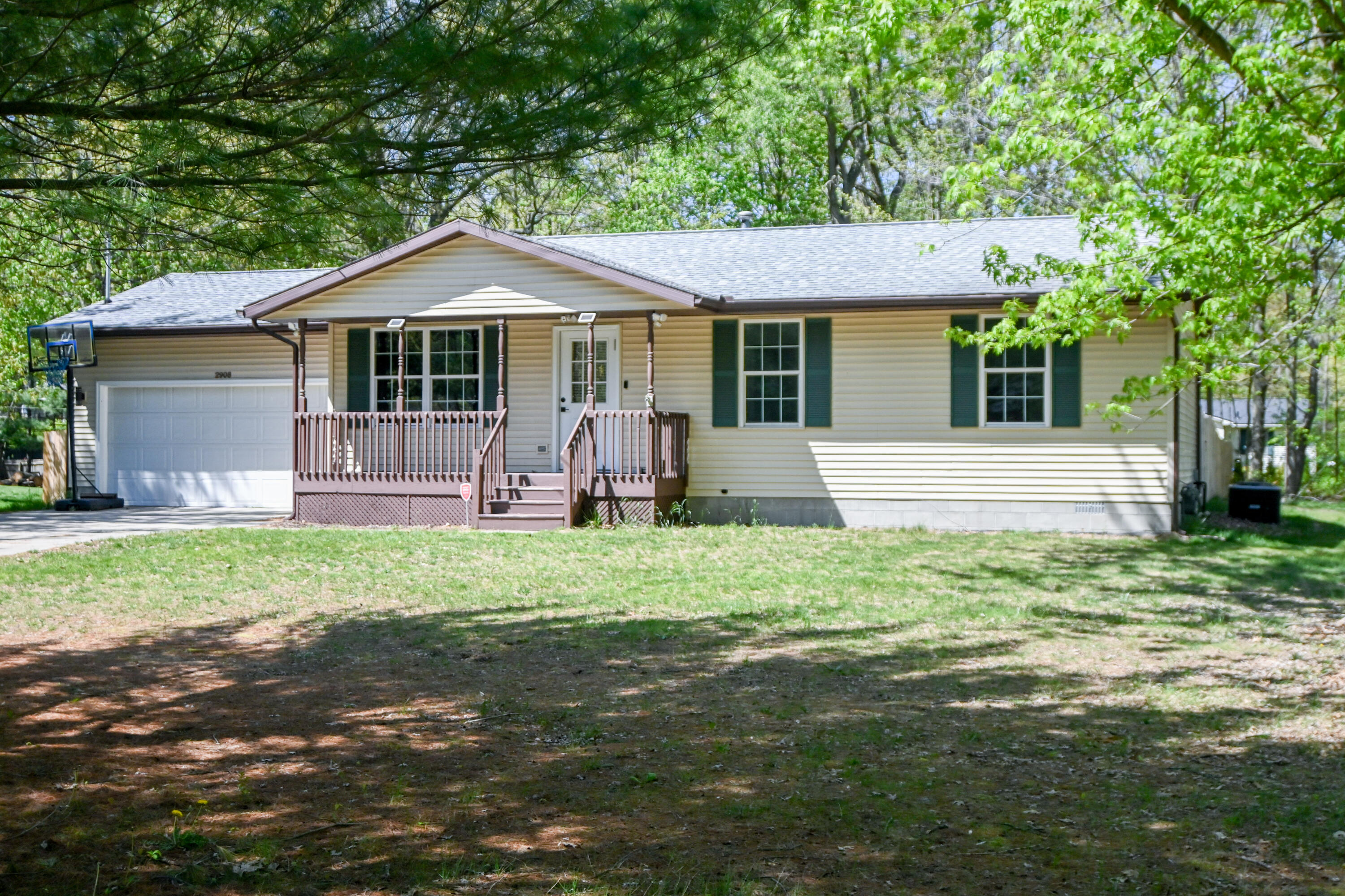 2908 Genesee Avenue Muskegon MI 49442