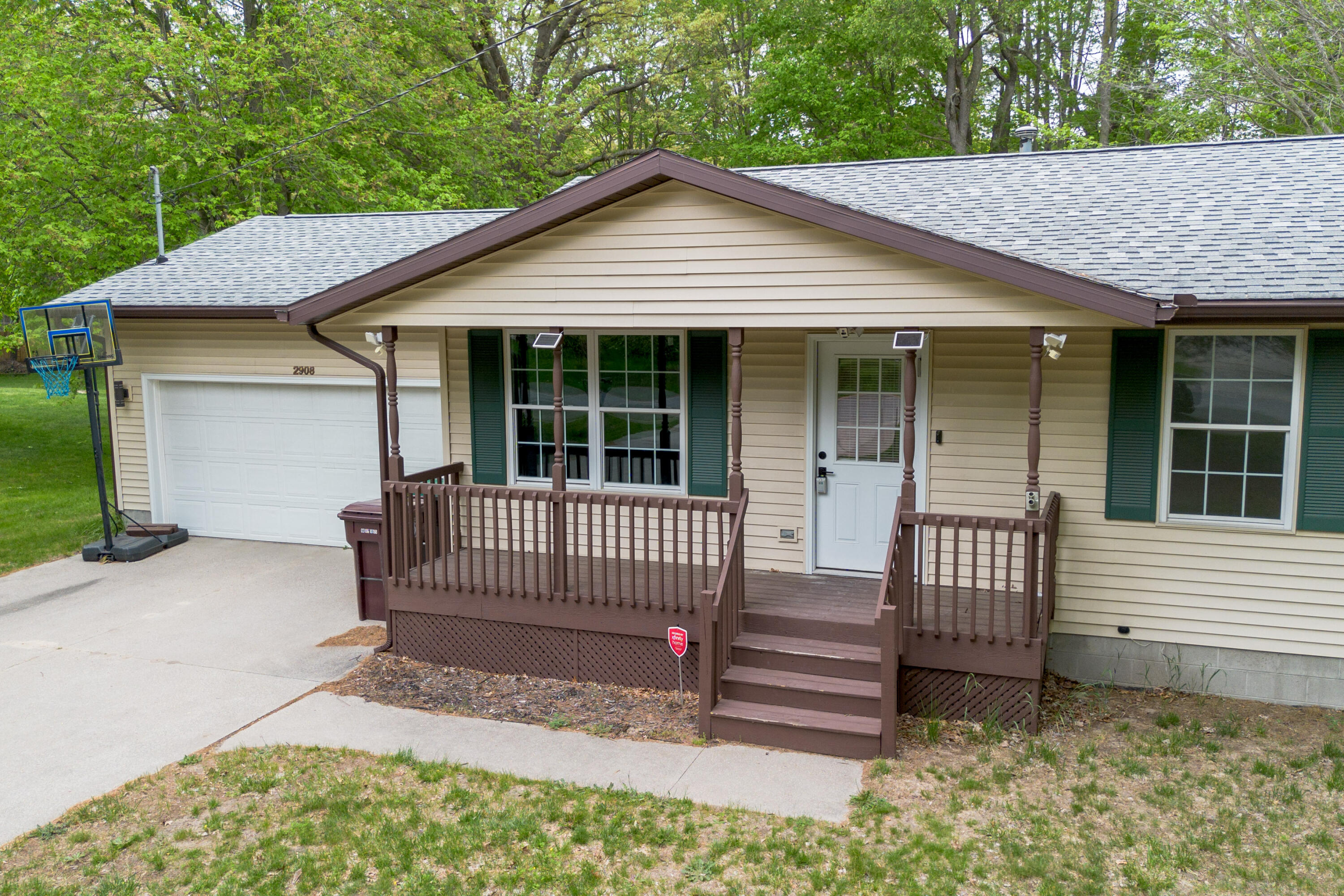 2908 Genesee Avenue Muskegon MI 49442