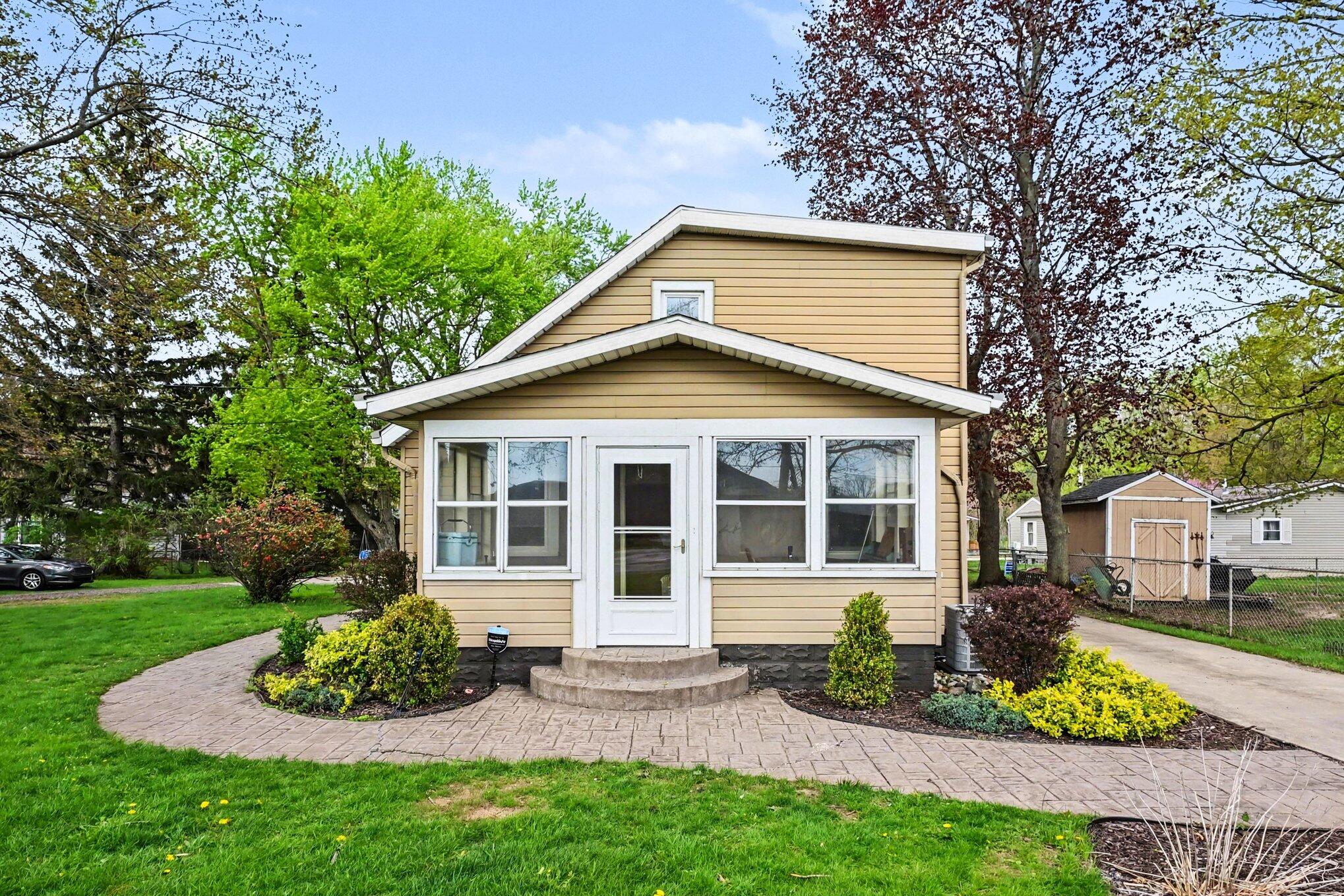 1917 E Main Street Niles MI 49120