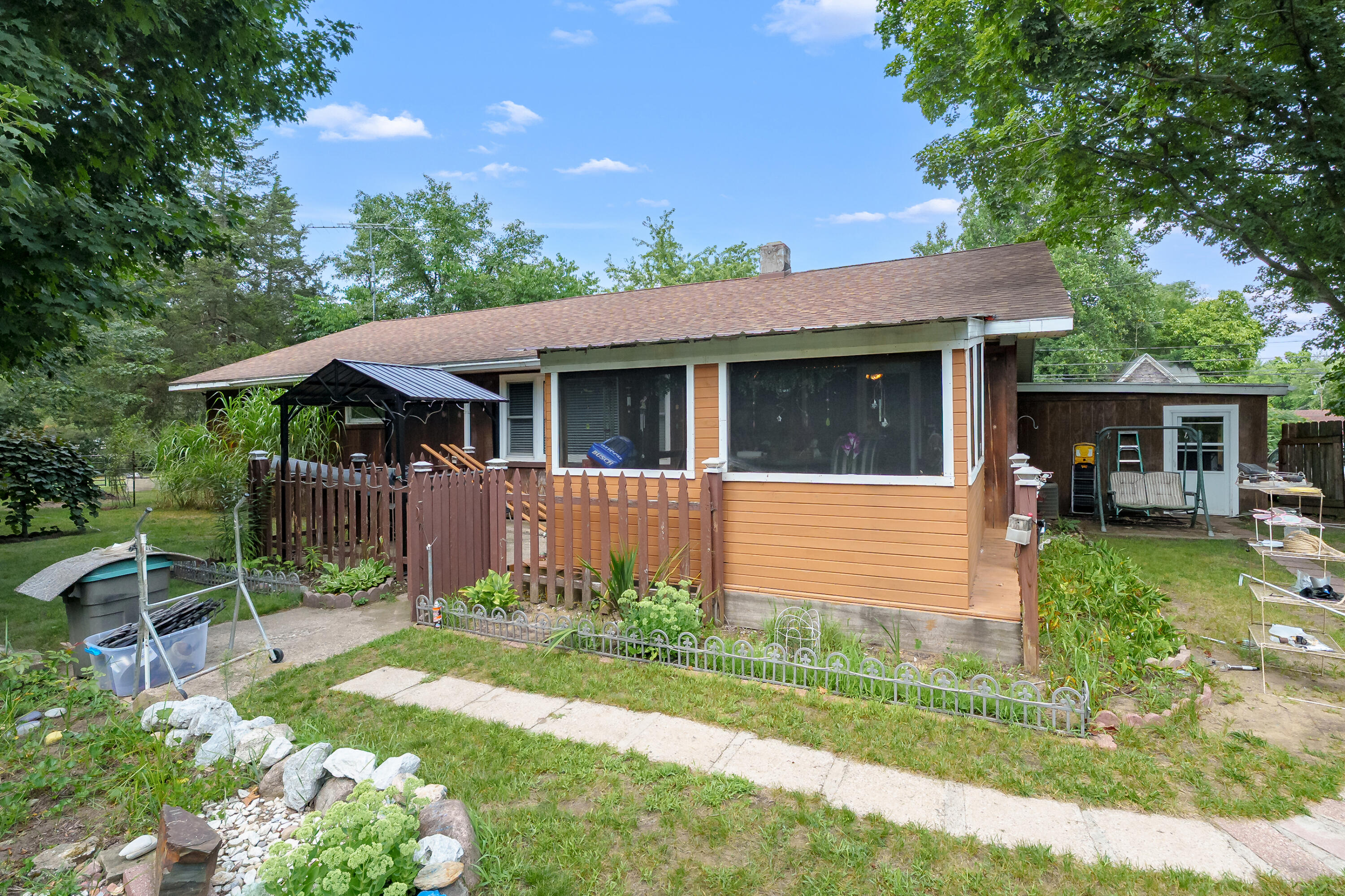 53683 Co Road 388 Grand Junction MI 49056
