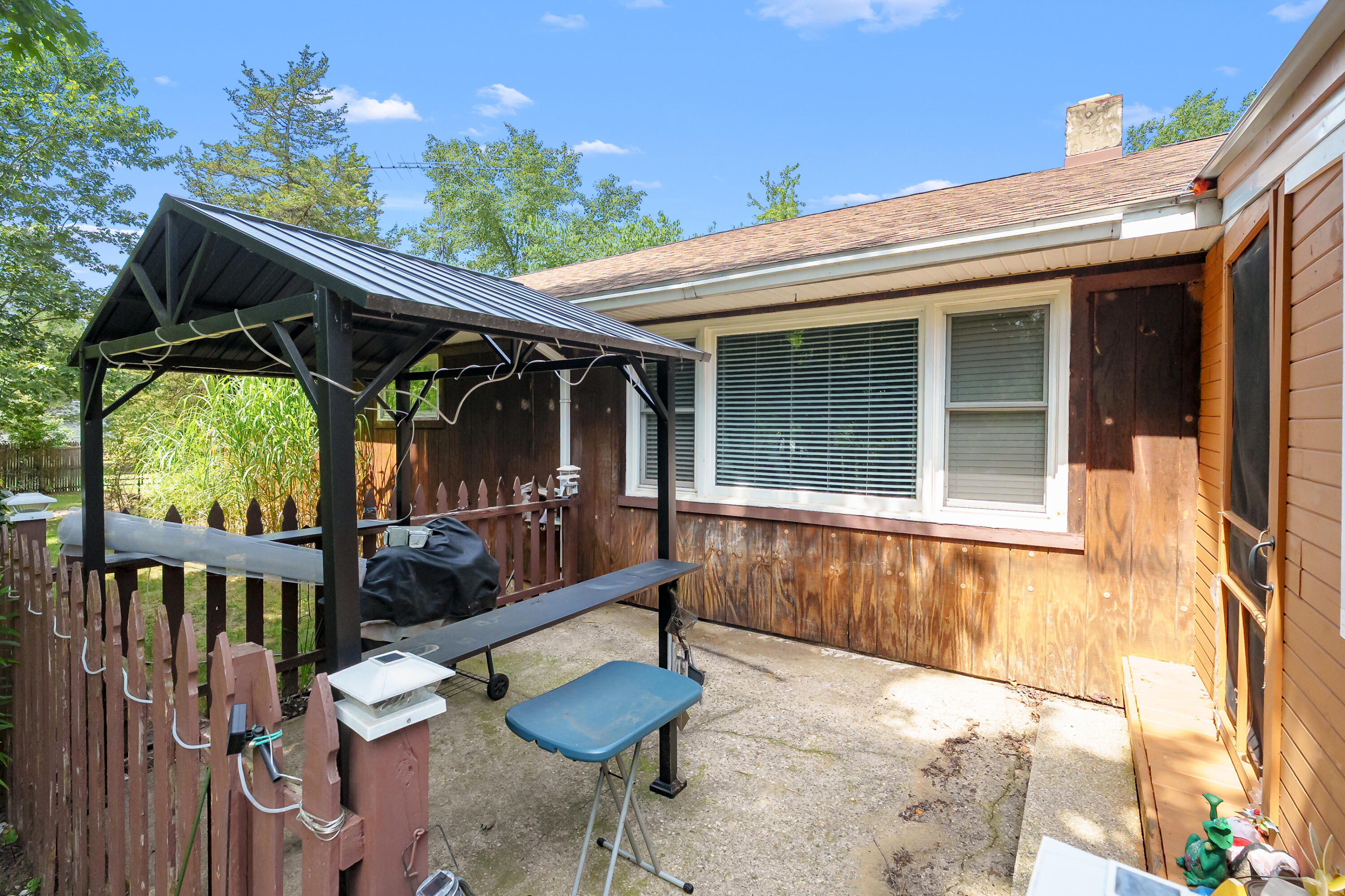 53683 Co Road 388 Grand Junction MI 49056