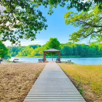 6473 Blue Star Highway Saugatuck MI 49453