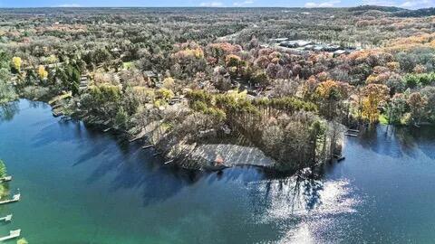 6473 Blue Star Highway Saugatuck MI 49453