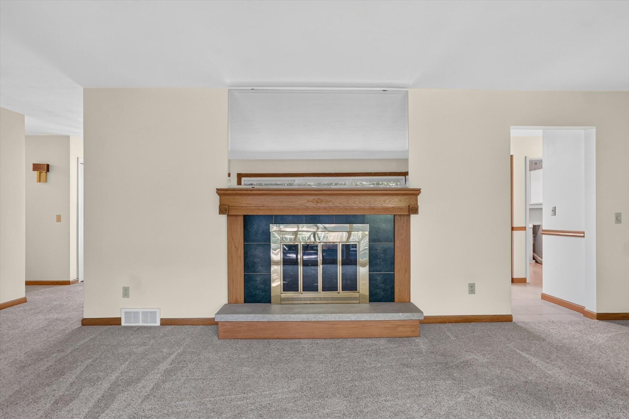 8047 Oak Hill Drive Kalamazoo MI 49009