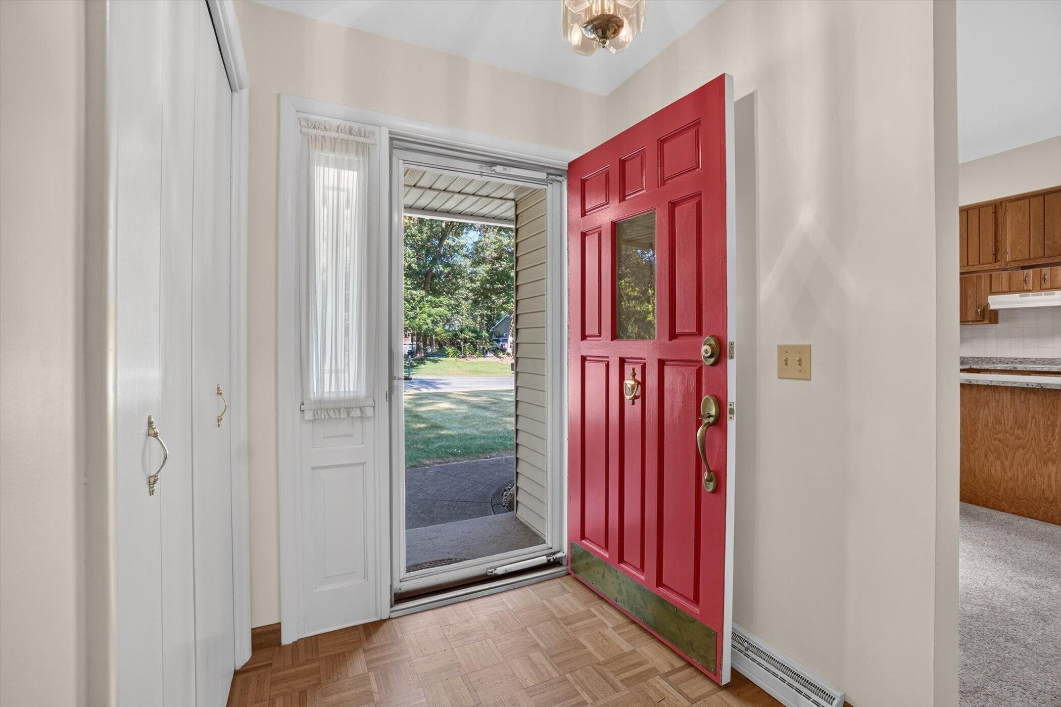 8047 Oak Hill Drive Kalamazoo MI 49009