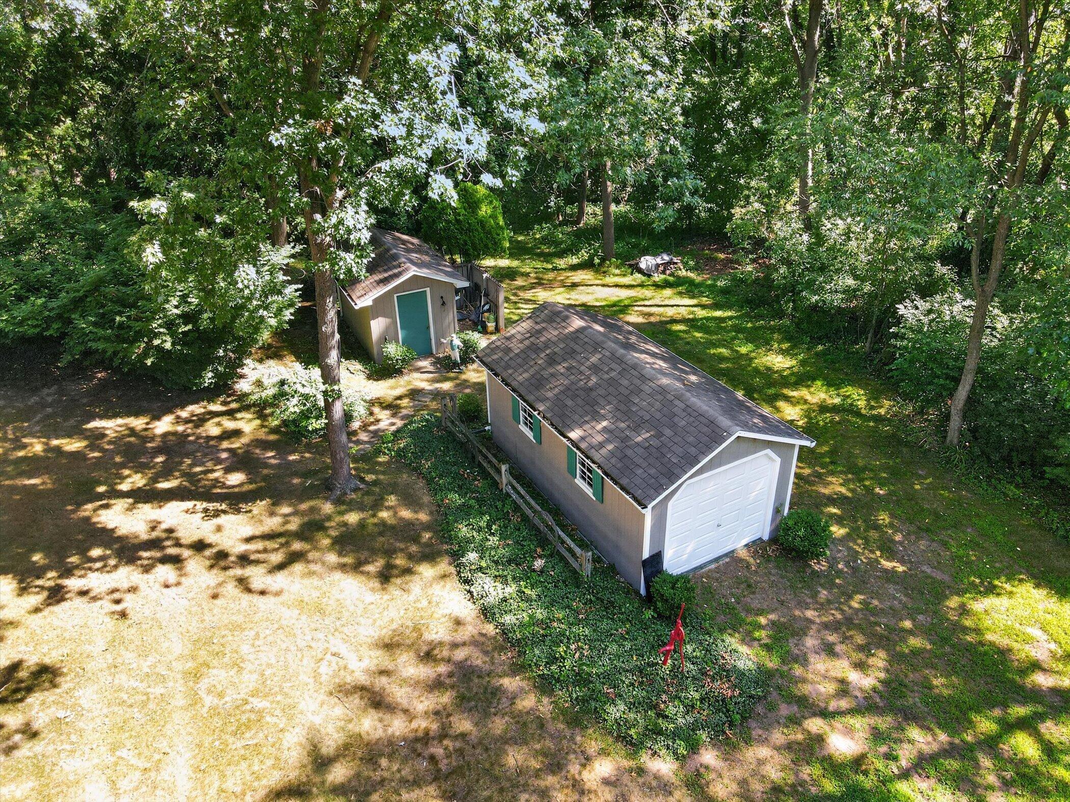 8047 Oak Hill Drive Kalamazoo MI 49009