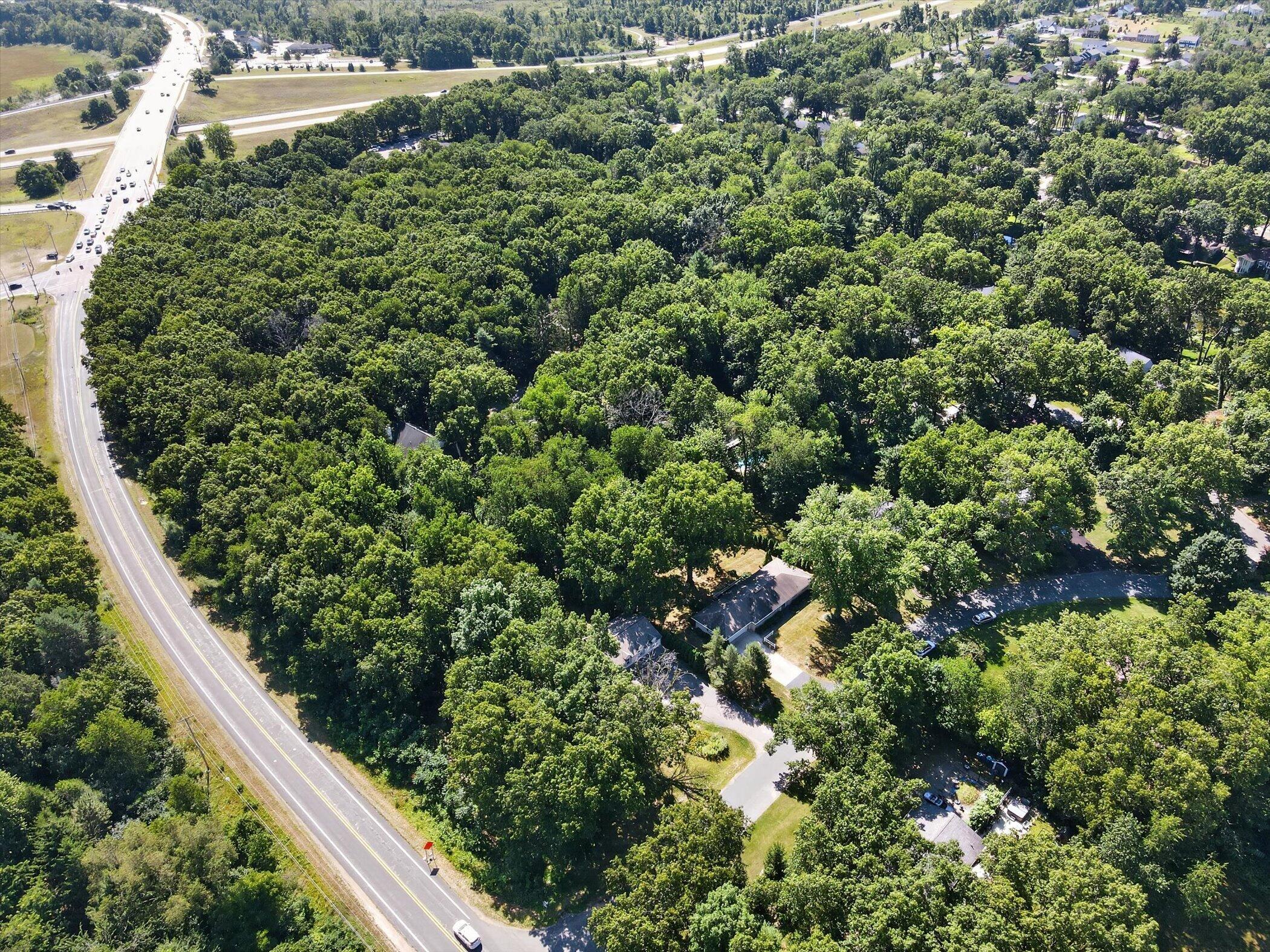 8047 Oak Hill Drive Kalamazoo MI 49009