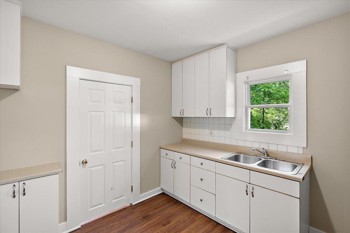 515 Woodlawn Street SE Grand Rapids MI 49507