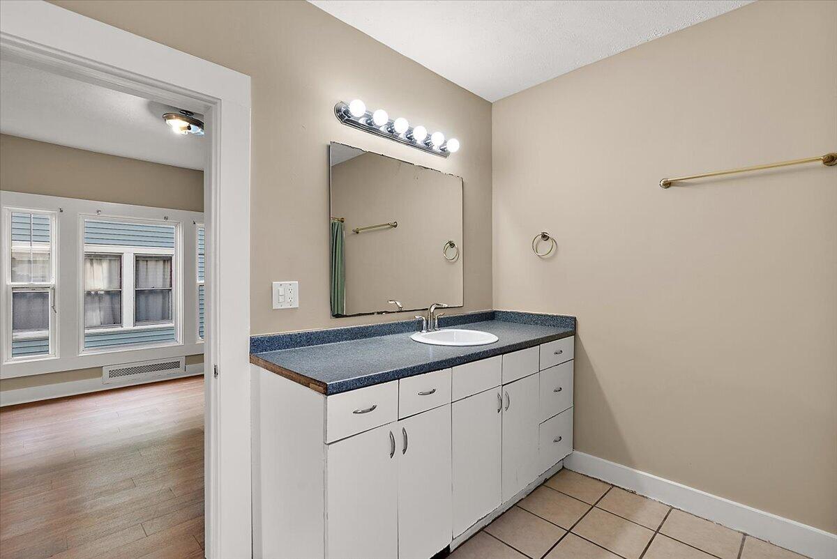 515 Woodlawn Street SE Grand Rapids MI 49507