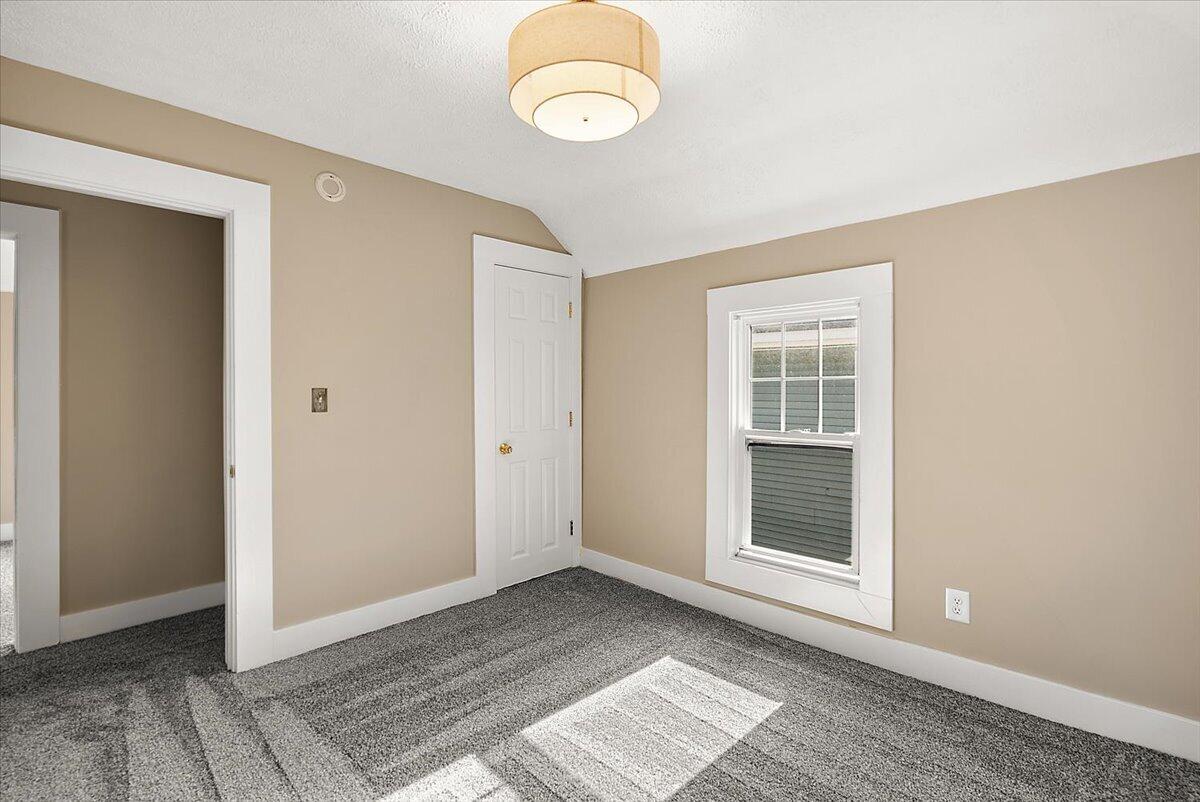 515 Woodlawn Street SE Grand Rapids MI 49507