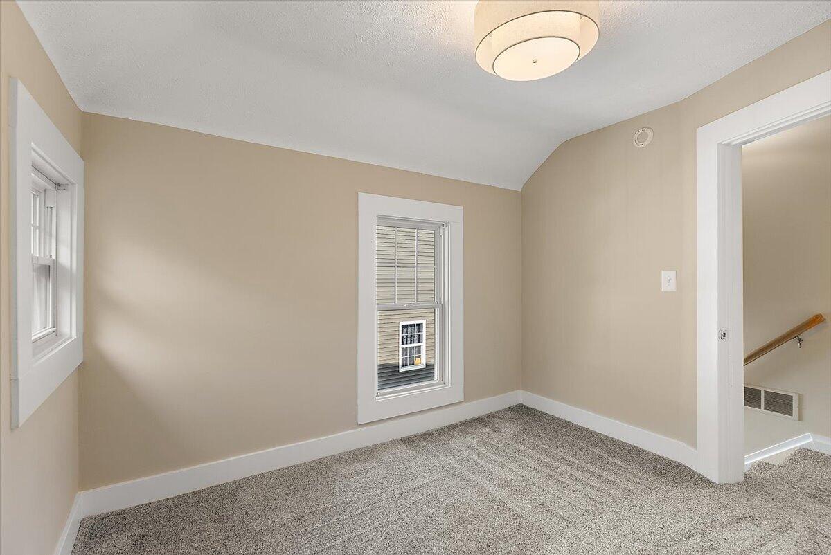 515 Woodlawn Street SE Grand Rapids MI 49507