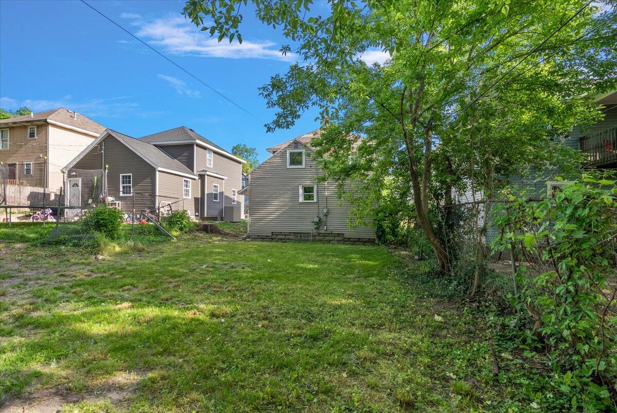 515 Woodlawn Street SE Grand Rapids MI 49507