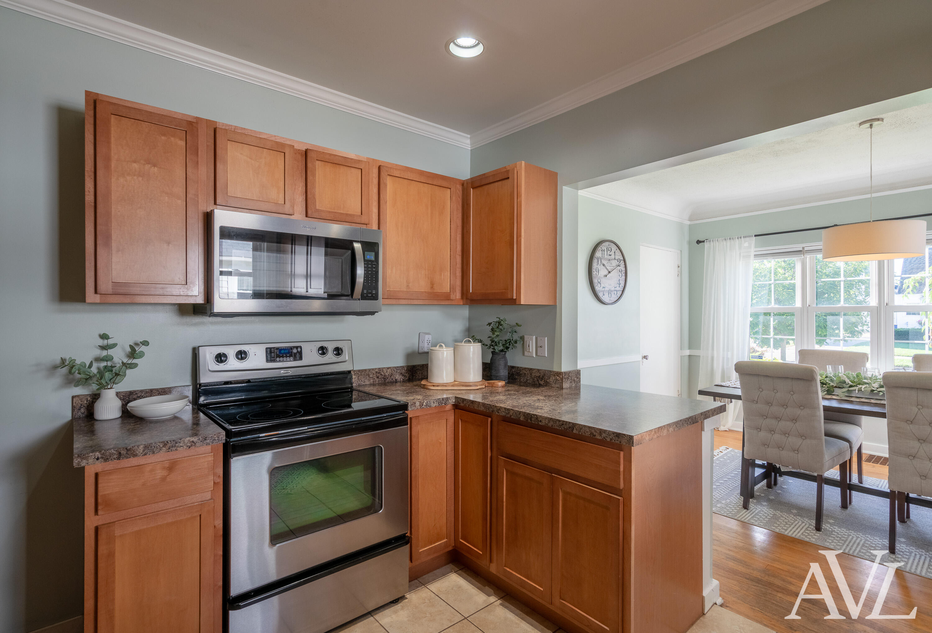 905 N Ottillia Street SE Grand Rapids MI 49507